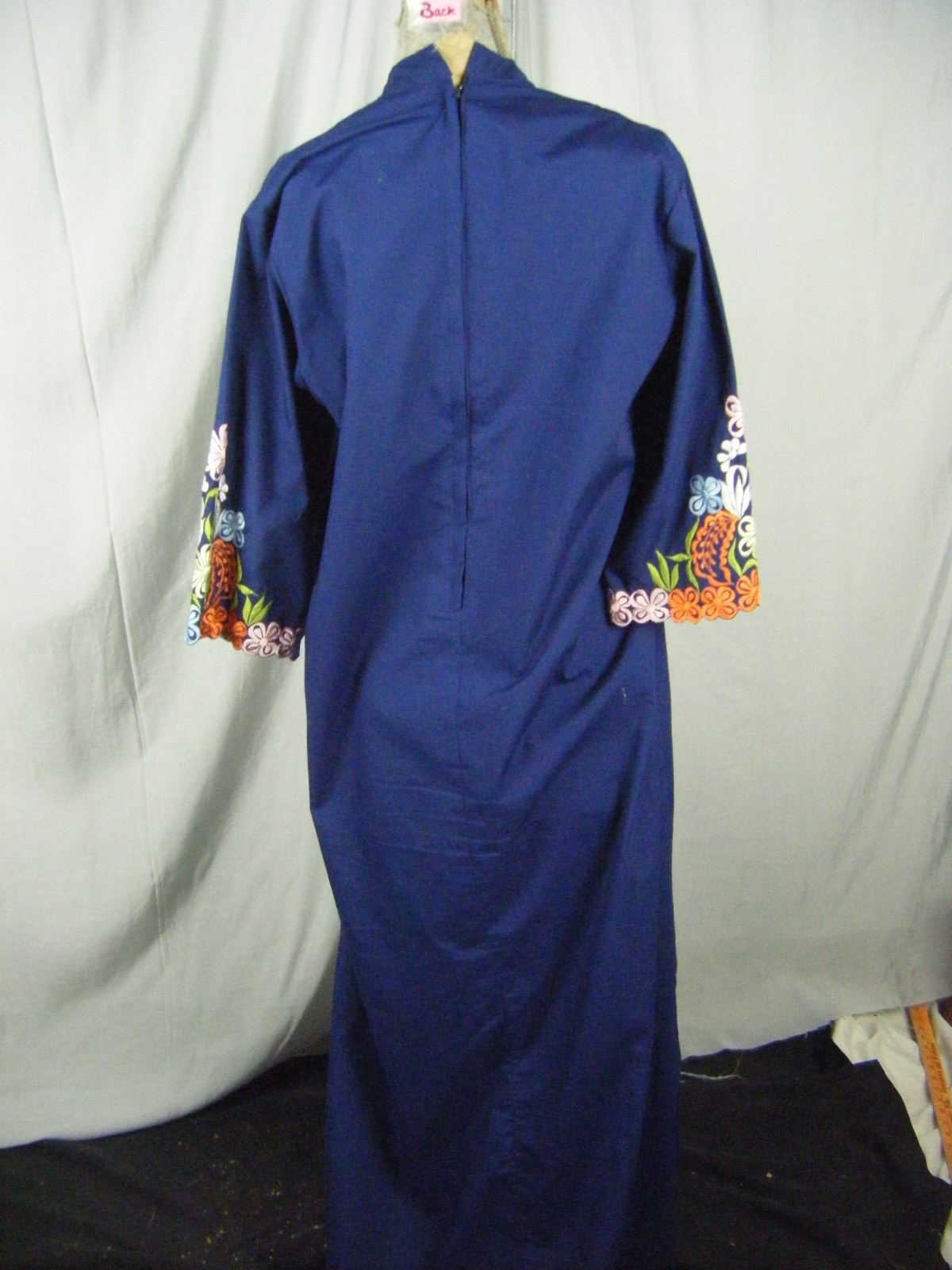 LEANDRA CROCHET Vtg 70s Navy Multi Color Floral Embroidery Dress-Bust 45/M