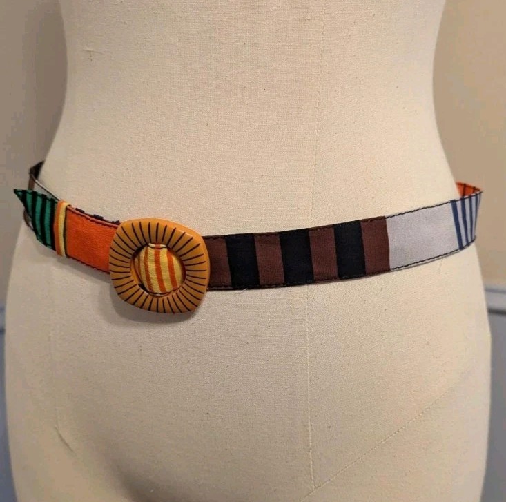 29-30″ Vintage 1960s Mod Multi-Color Geometric Statement Belt