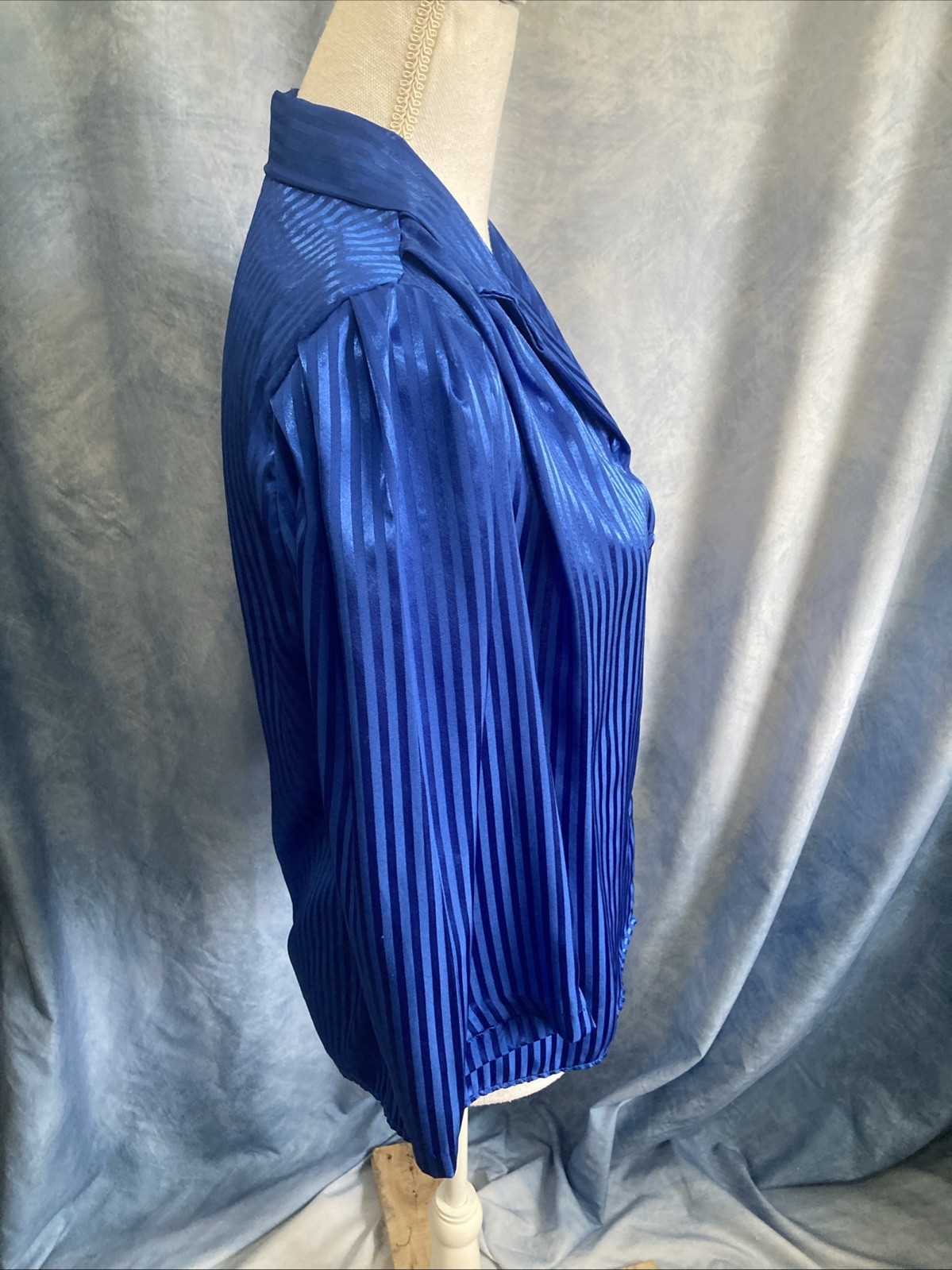 Vintage 80s 166 Royal Blue Silky Satin Secretary Blouse Button Up Top 3/4 Sleeve