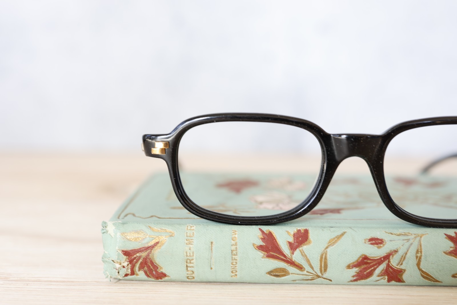 Vintage eyeglass 1960s Made In Germany by saphira oval shaped Black
