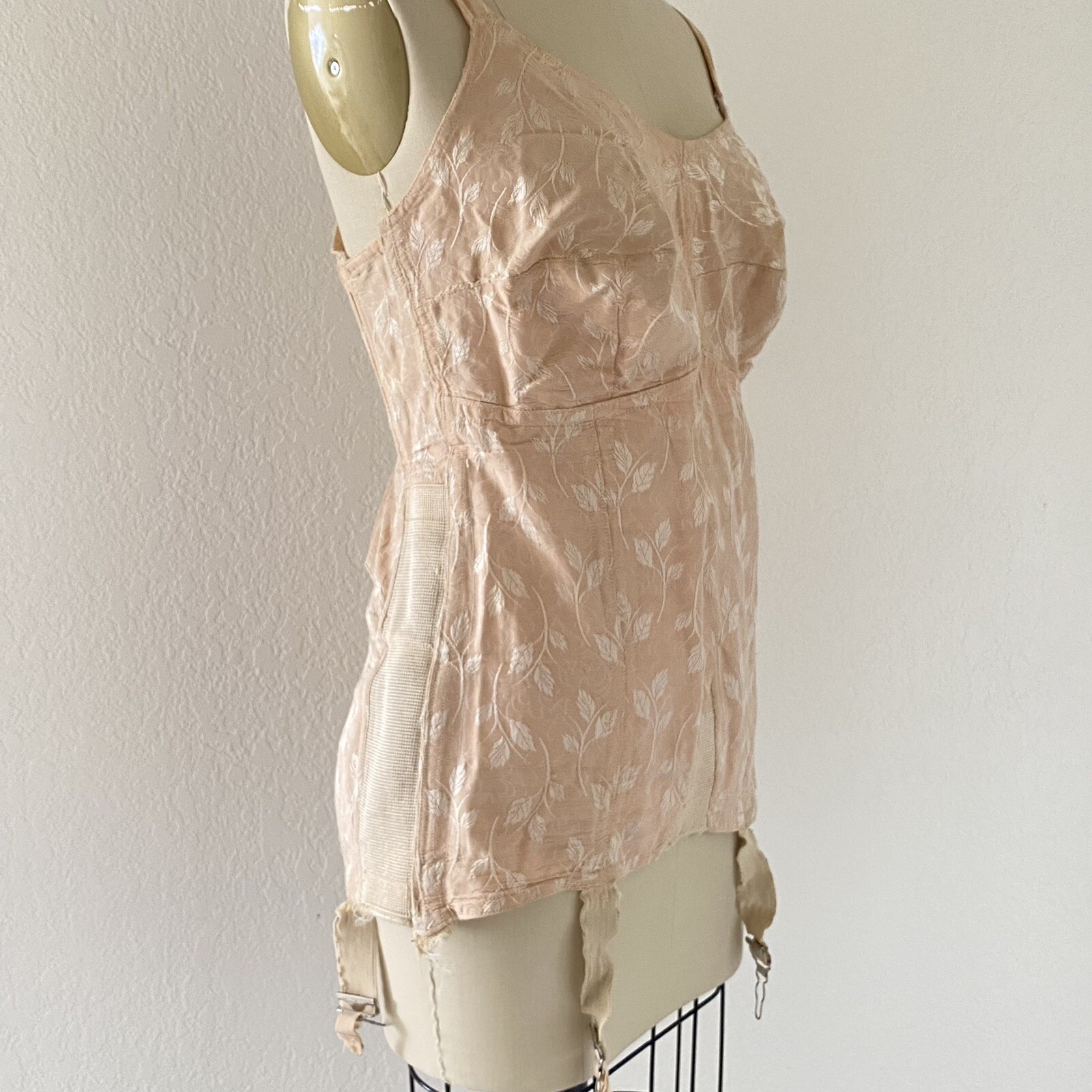 READ Vtg Corset Girdle with Garters Open Bottom DAMAGED