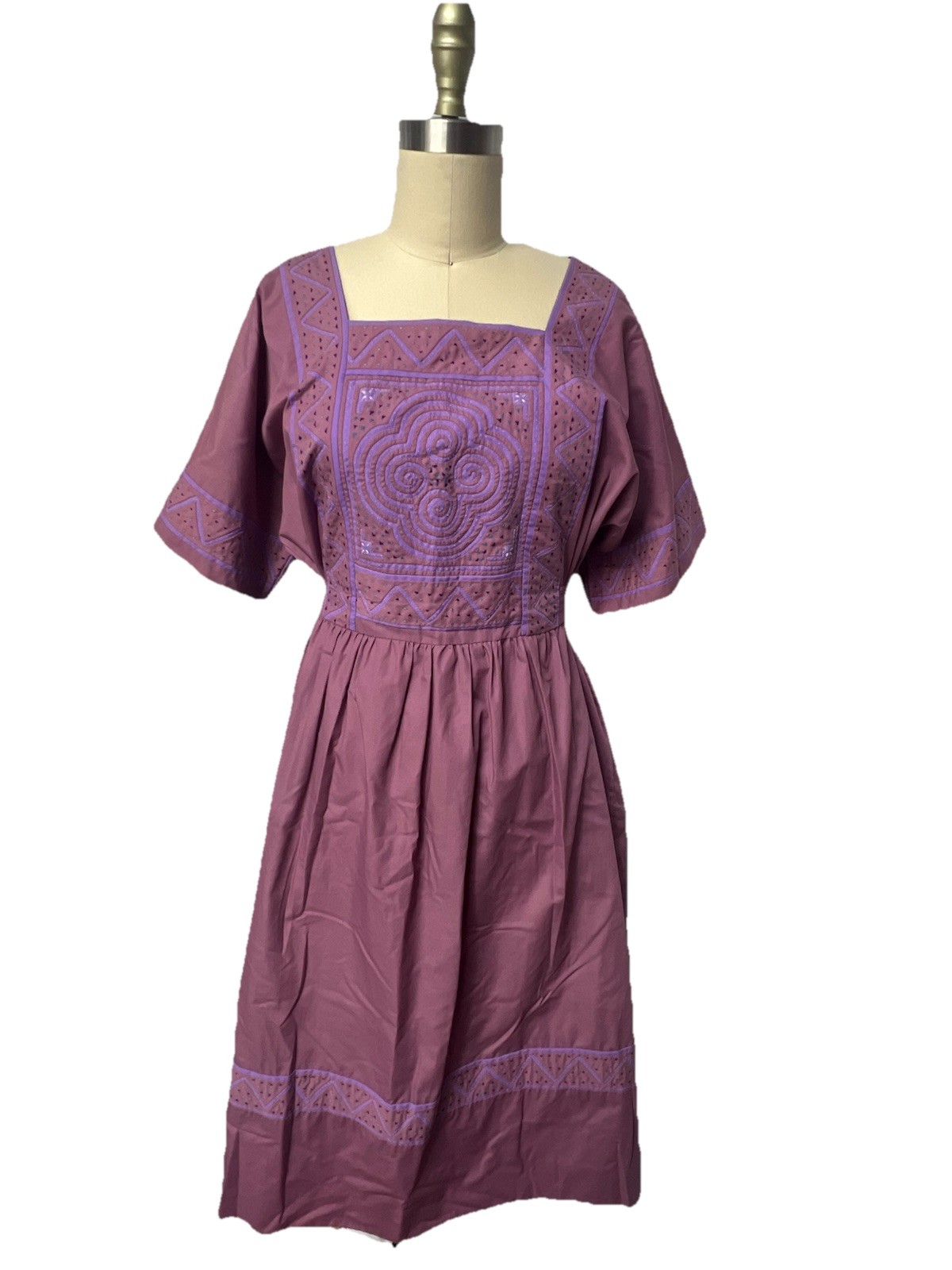 Vintage Folk Art 70s Dress Purple Quilted Tie Waist Maxi Midi Boho Caftan Cotton