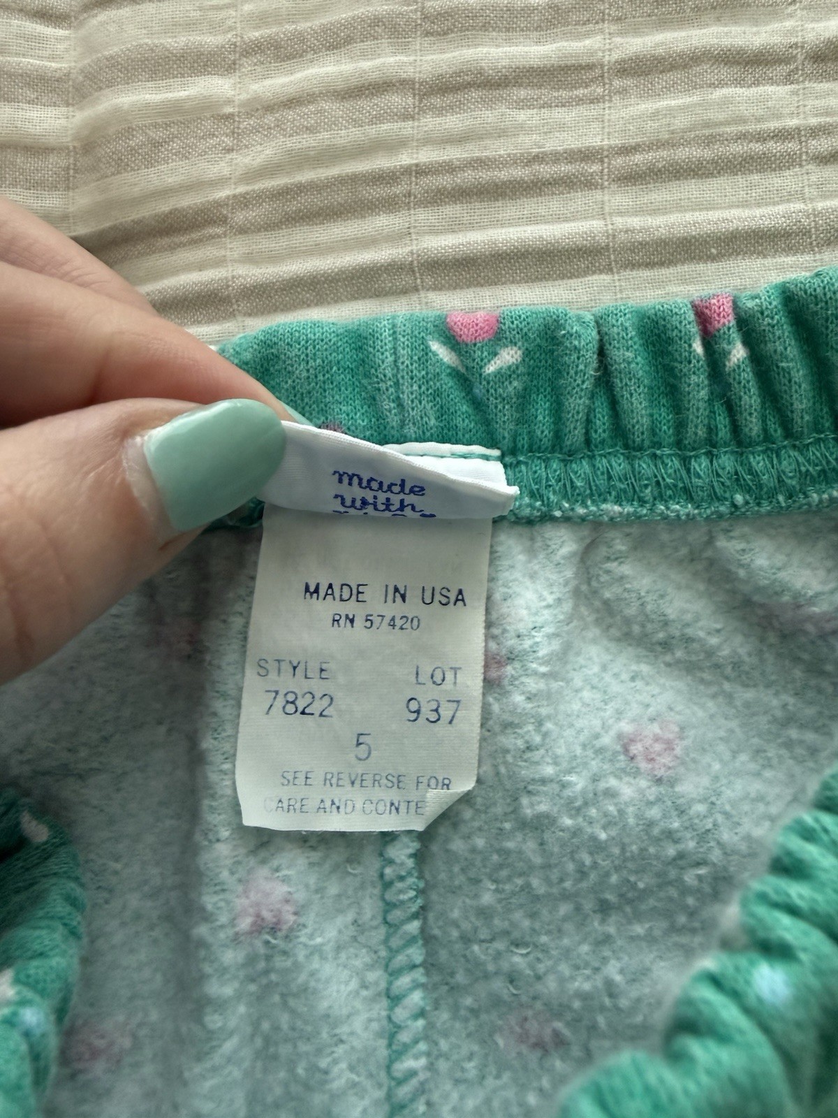 Vintage Hartstrings Girls Green/Pink Sweatshirt & Pants Set Size 5/6 USA