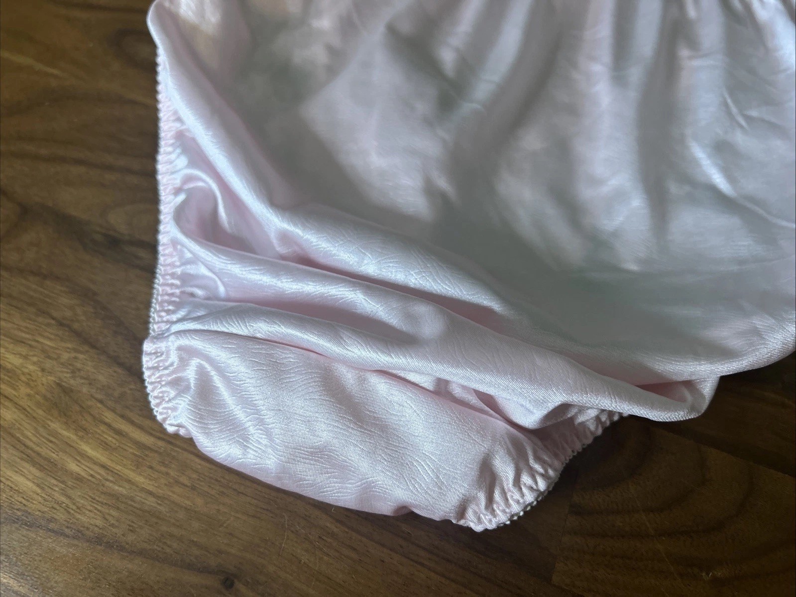 Vtg Pink Second Skin Satin Glossy Mega Hi-Cut Panties Sz 7 Lace Side Bow PINK