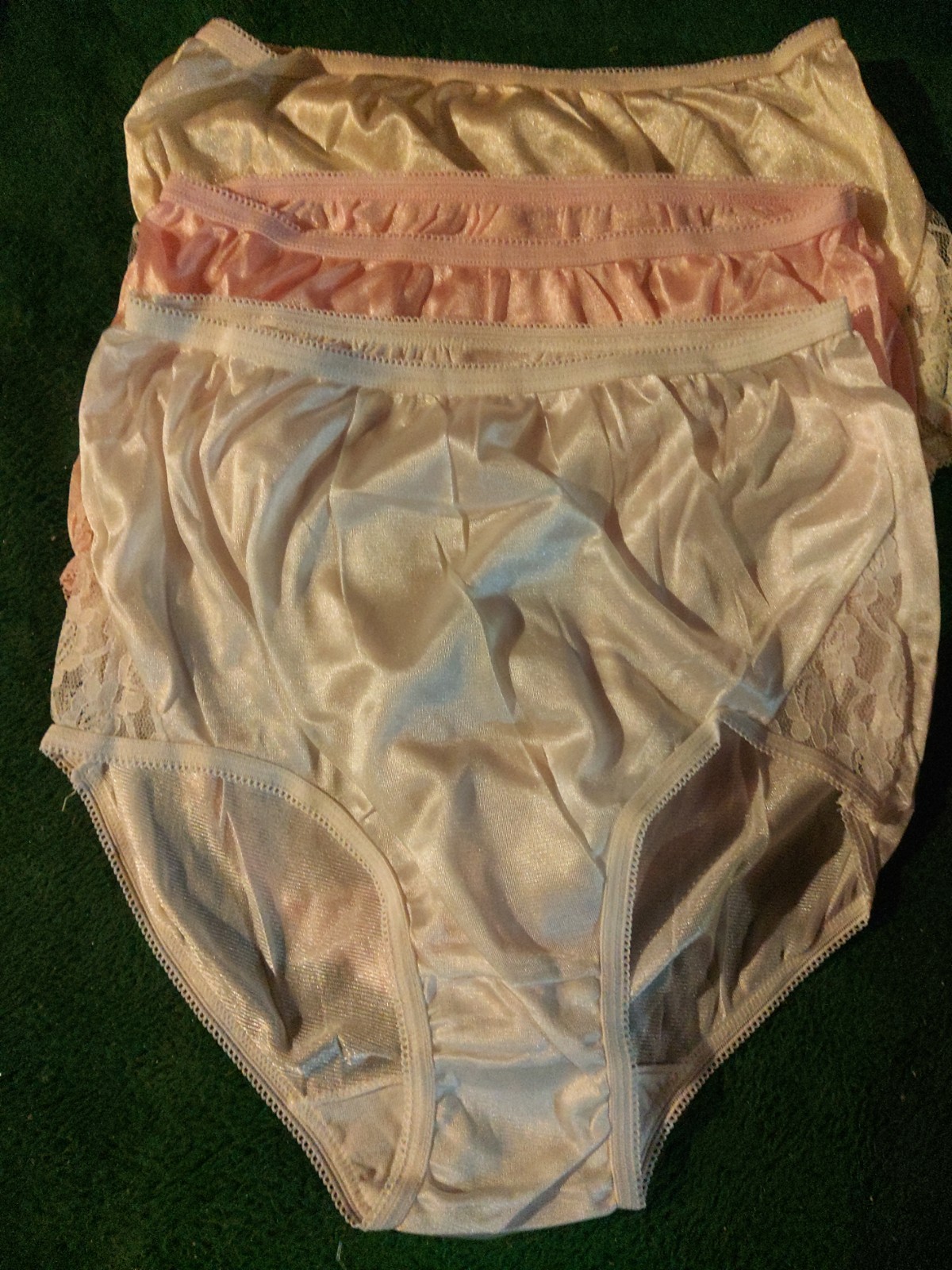 Lot Of 4 – 100% Nylon Brief Panties With Lace Silky Soft Size 7