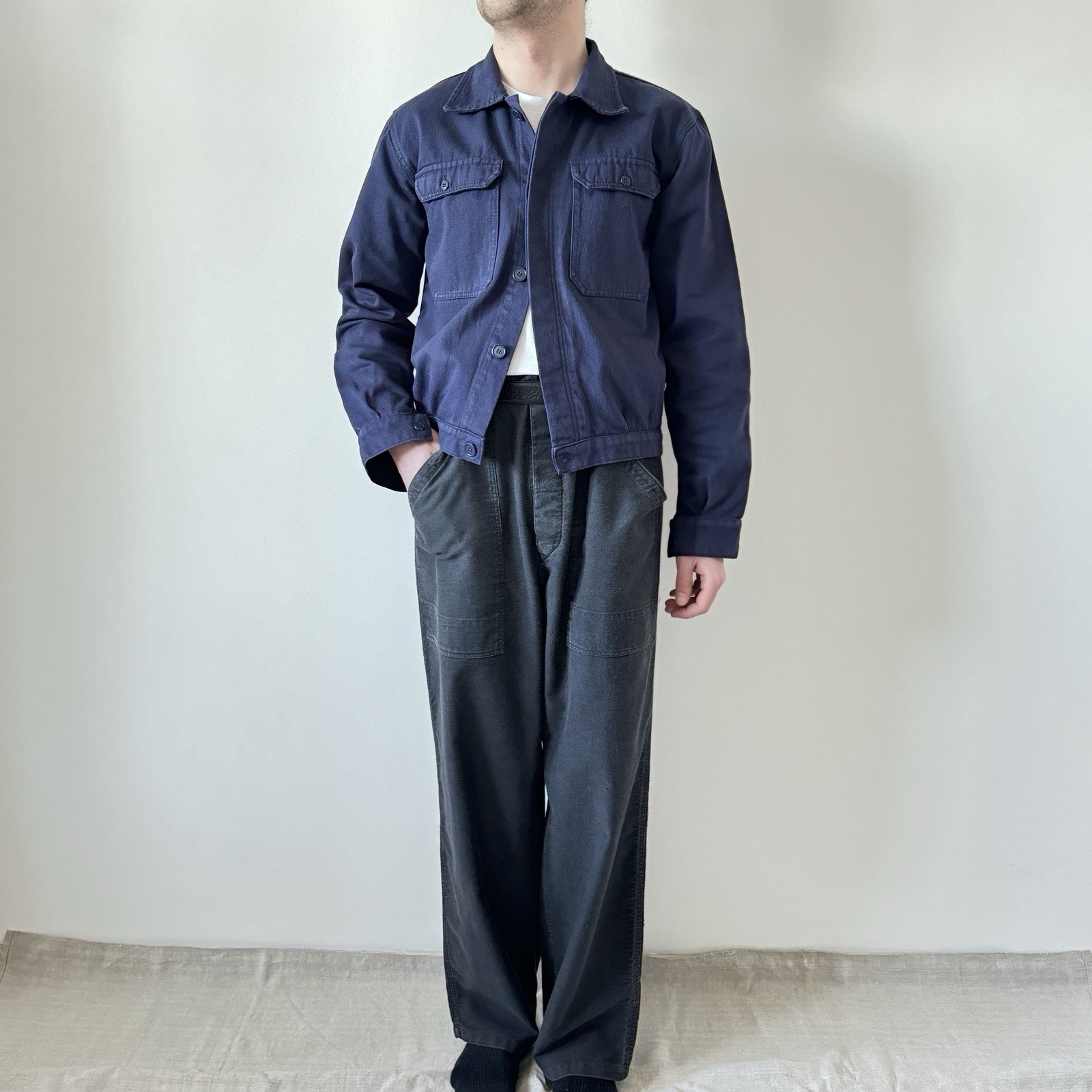 70s vintage French workwear cyclist moleskin worn faded blue short work jacket M