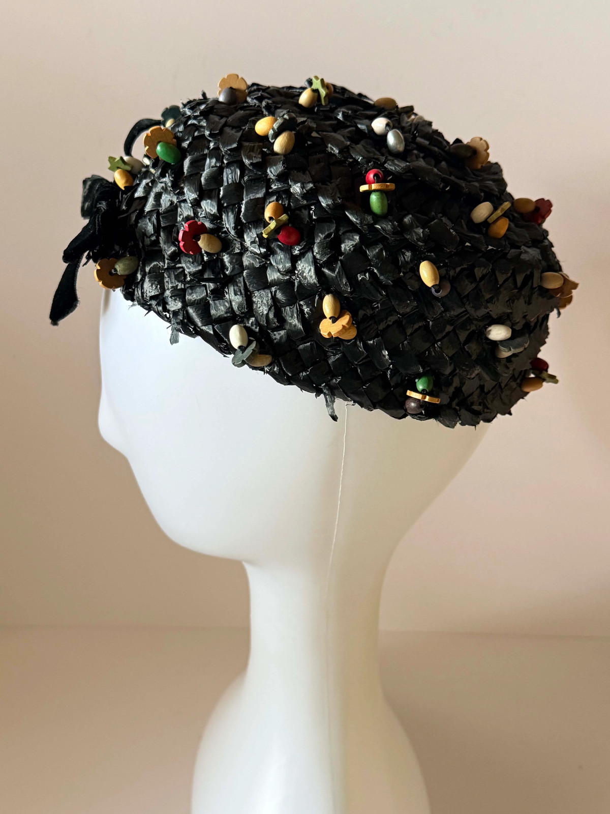 1950s Miss Sally Victor Black Raffia Pillbox Hat Wooden Bead Trim Vintage