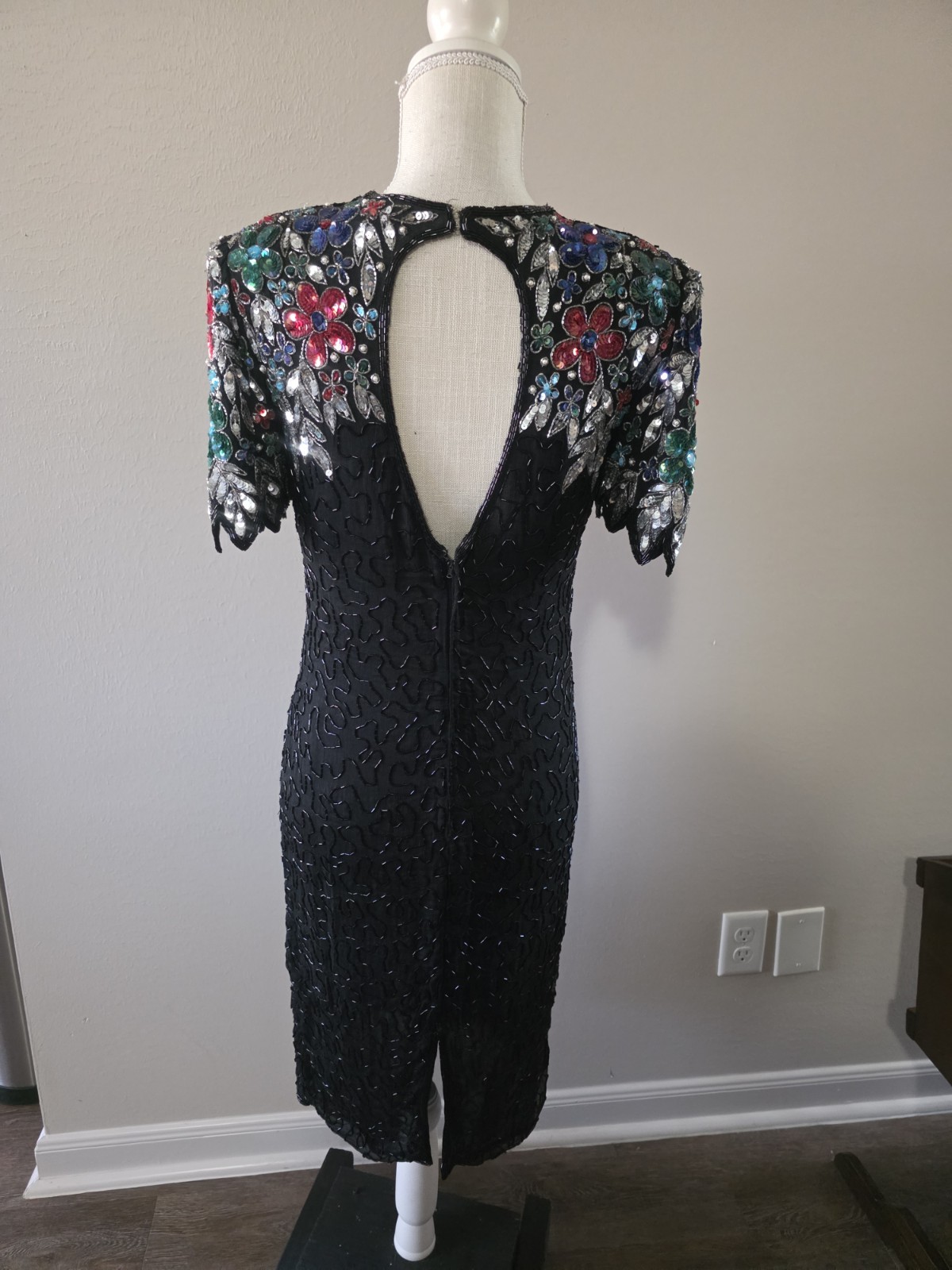 Vintage Black Silk Beaded Cocktail Gown Small With Sequins Sheath Short Sleeve