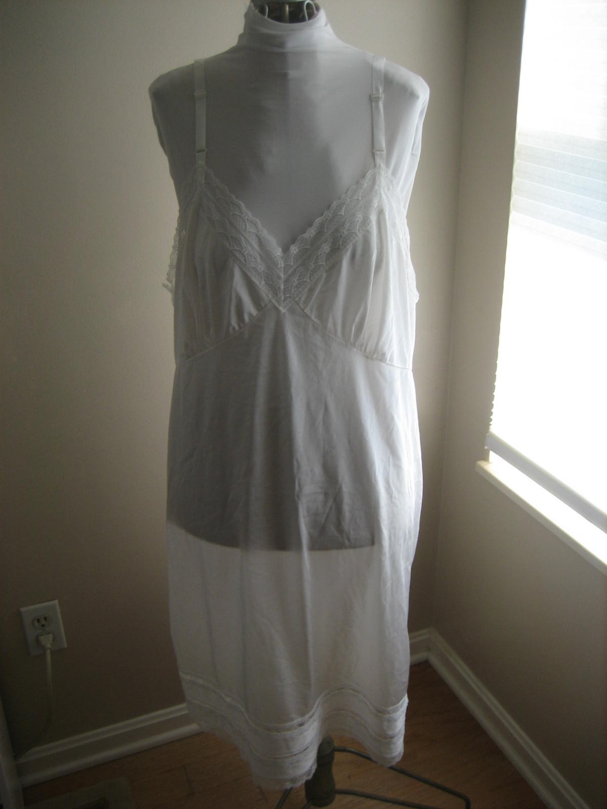 SLIPERFECTION Nylon Full Slip, Lace Trim, Cut To Length – Size 48 – USA