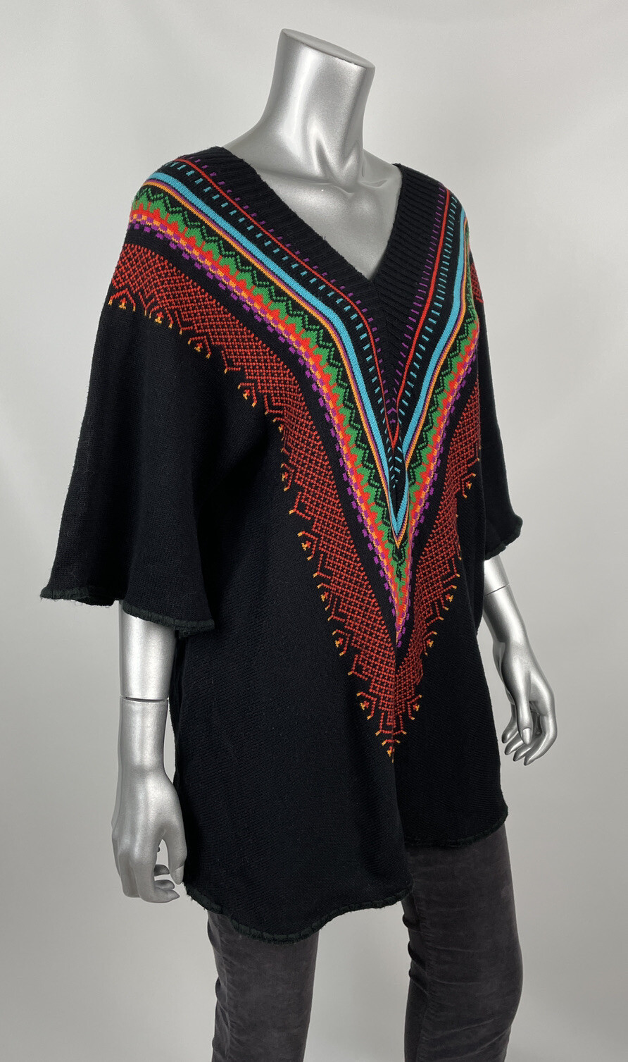 Vintage SHERRY GALE Womens Sweater M Black Geometric V-neck Short Bell Sleeve