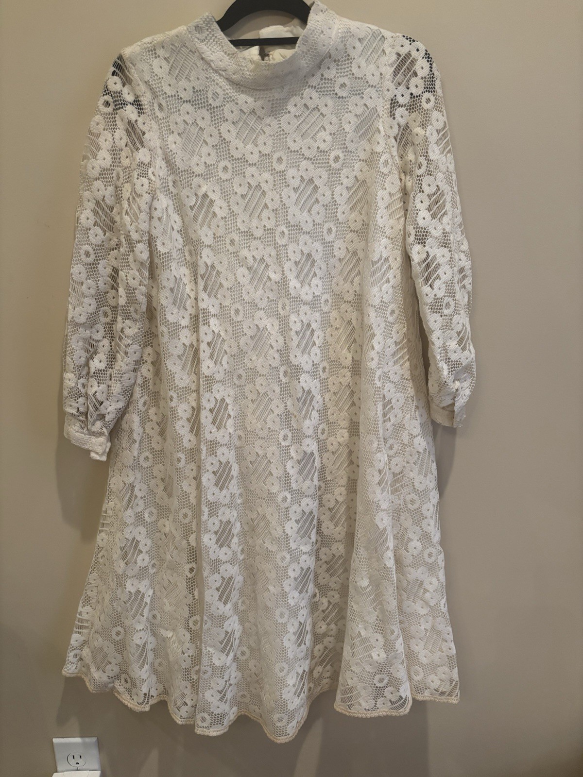 Vintage Late-1960s Off-White Lace Mock Neck Dress