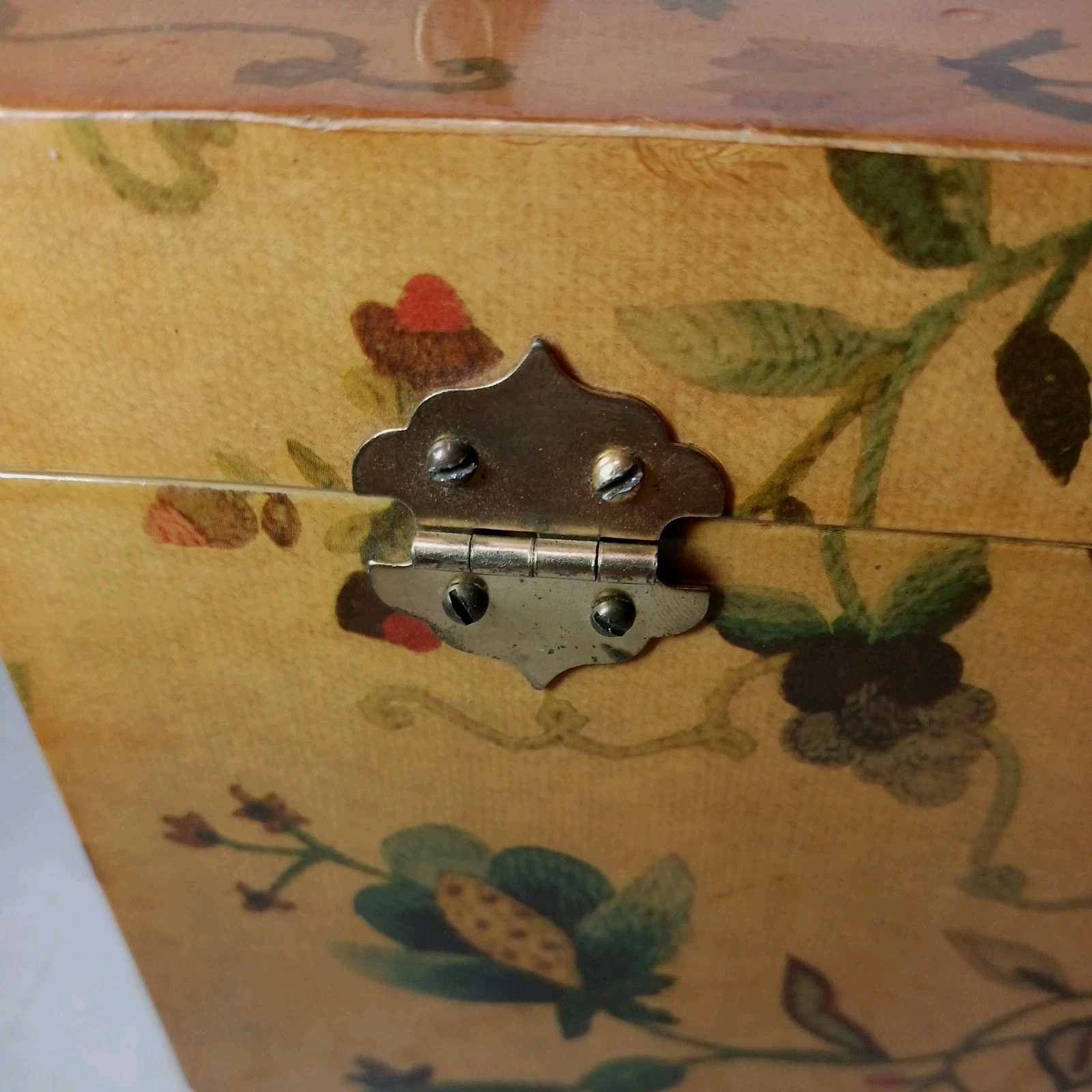 Vintage Wooden Handbag Purse Velvet Lined w Mirror Jewelry Box Makeup Case