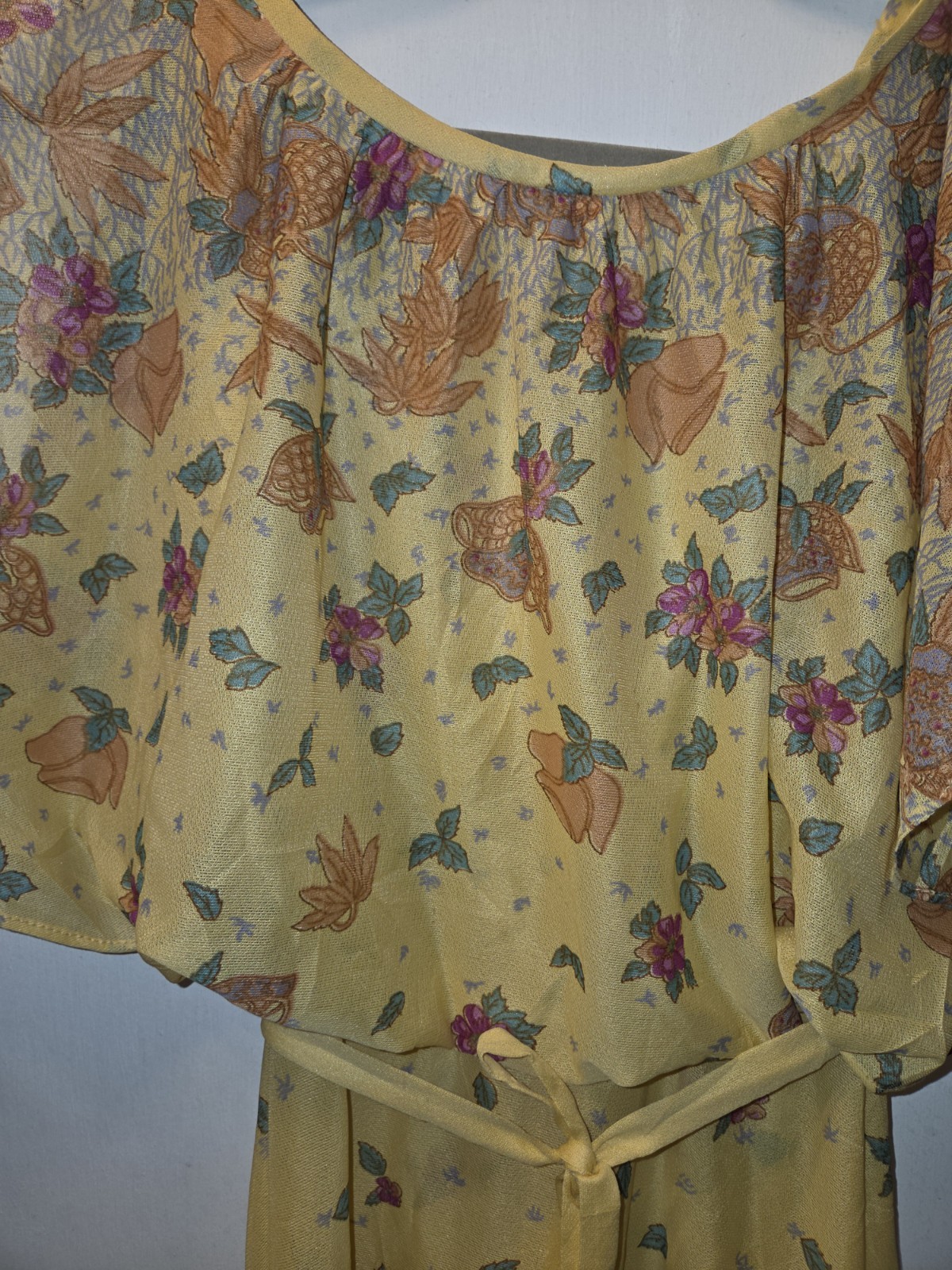 True Vintage 70’s Yellow Chiffon Midi Dress. Floral. Off Shoulder Blousan. XS