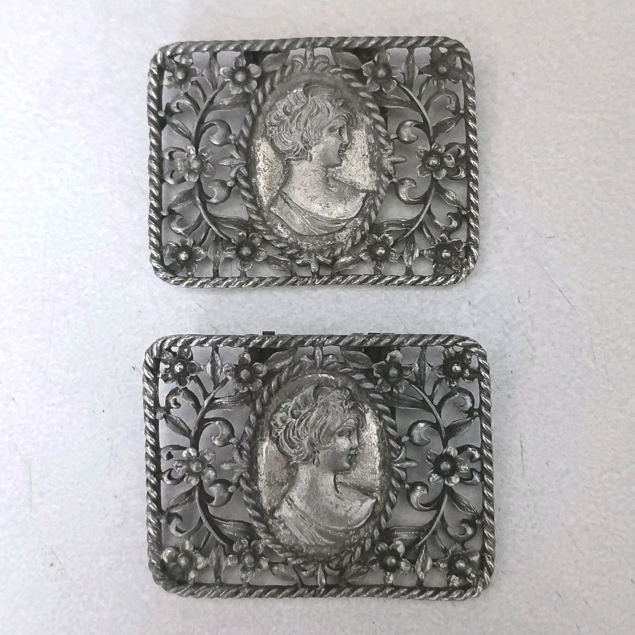 Vintage 1930s Tip Top Silver Tone Cameo Shoe Clips