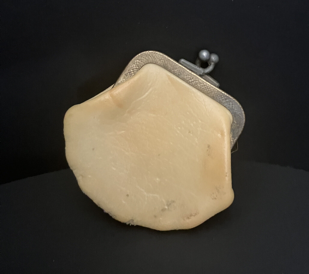 Small Antique 1920s White Leather Coin Purse Lined 2.8″W x 3″H x 0.5″D