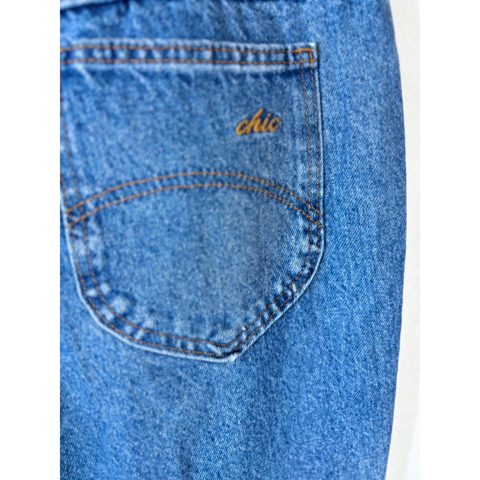 Vintage Chic Jeans Womens 22W Blue Denim High Rise Tapered Leg Made in USA 90s