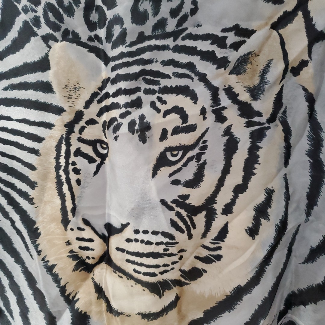 Women’s Silky Scarf Wrap SYMPHONY Silver & Black Vintage Italy Square 34″