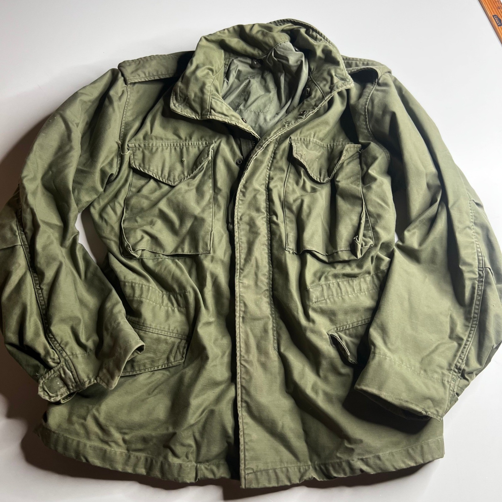 Vintage M-65 Field Jacket Military US Army Olive Drab Green Brass Zipper Medium