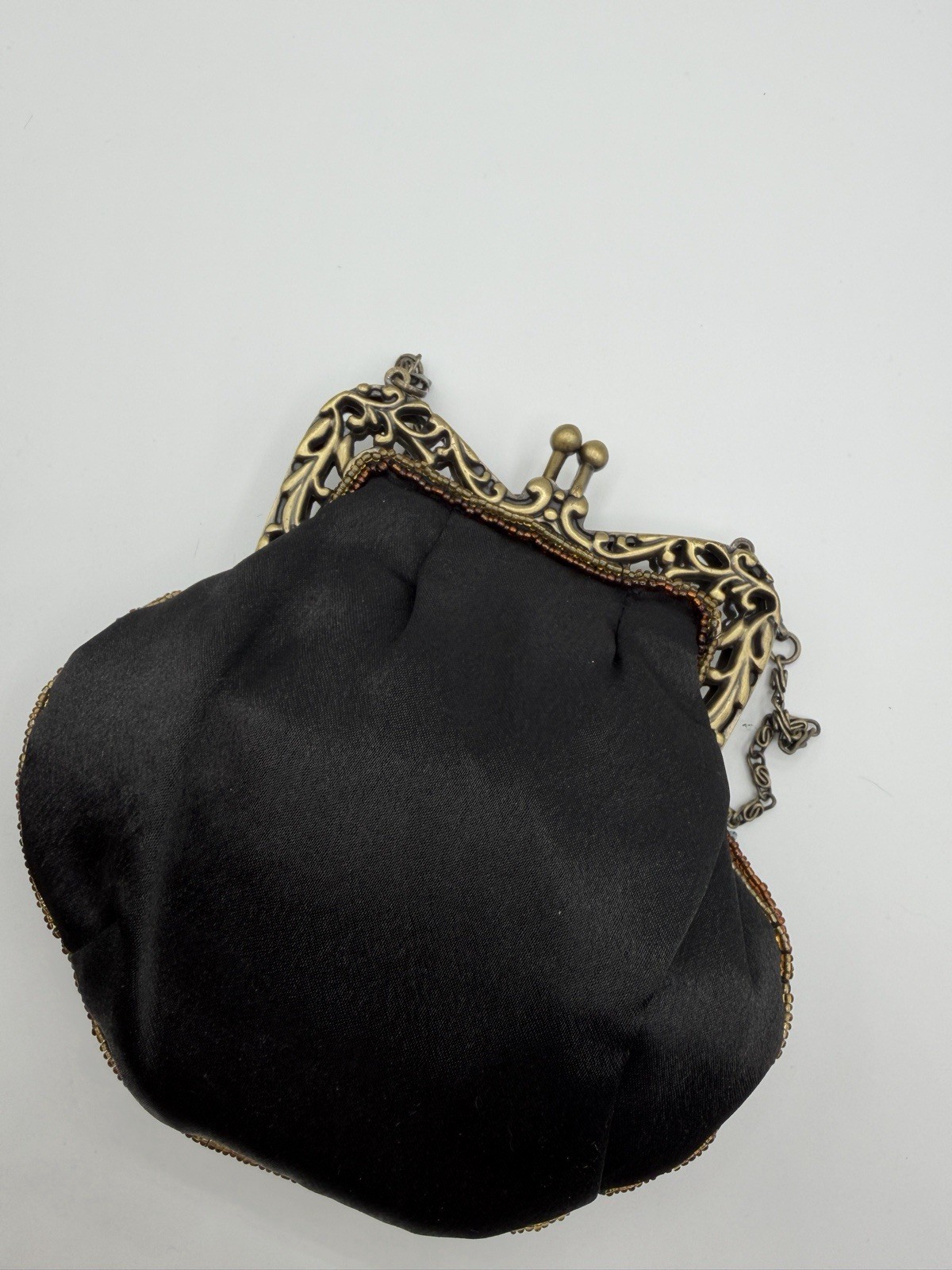 BIJOUX TERNER Vintage Gold Frame Beaded Evening Purse Kisslock Black