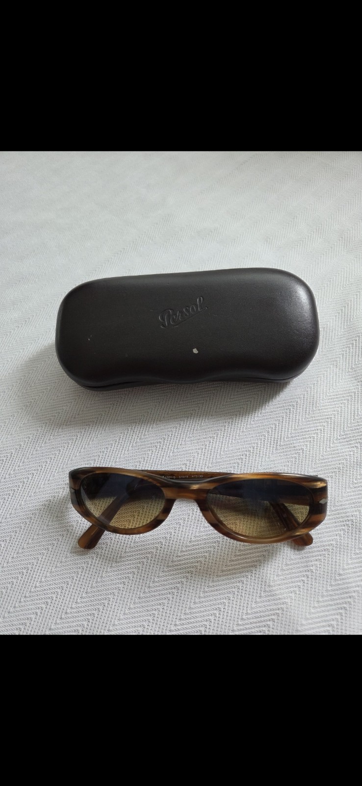 Vintage Persol Tortoise Oval Sunglasses Made in Italy w/ Case y2k era small lens