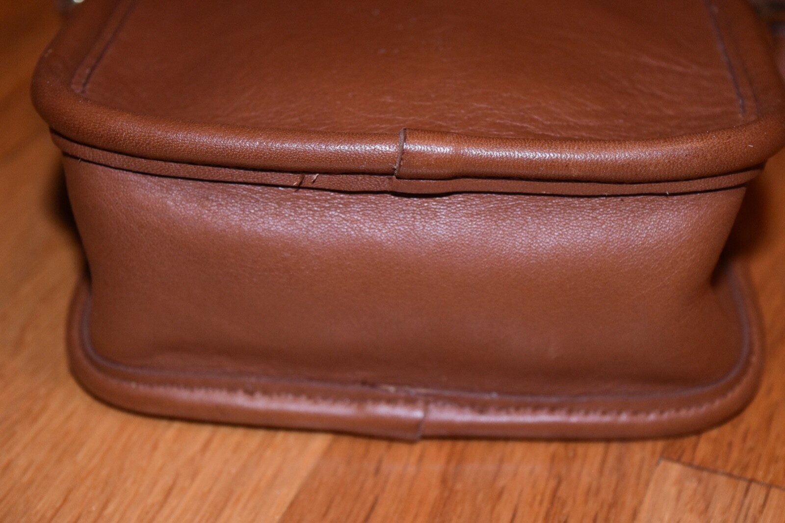 VTG Coach Kit Camera Bag Leather Crossbody Shoulder Purse British Tan Brown USA
