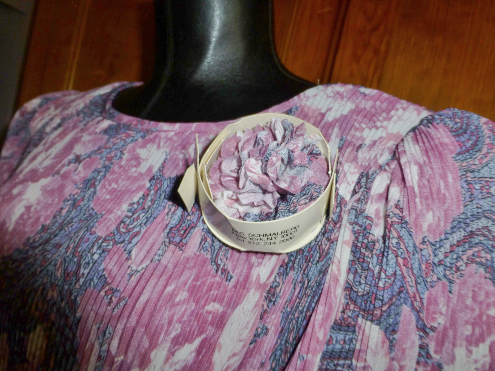 New VTG 70s Micro Pleat Mauve Rose Floral print Boho Cocktail Secretary DRESS ML