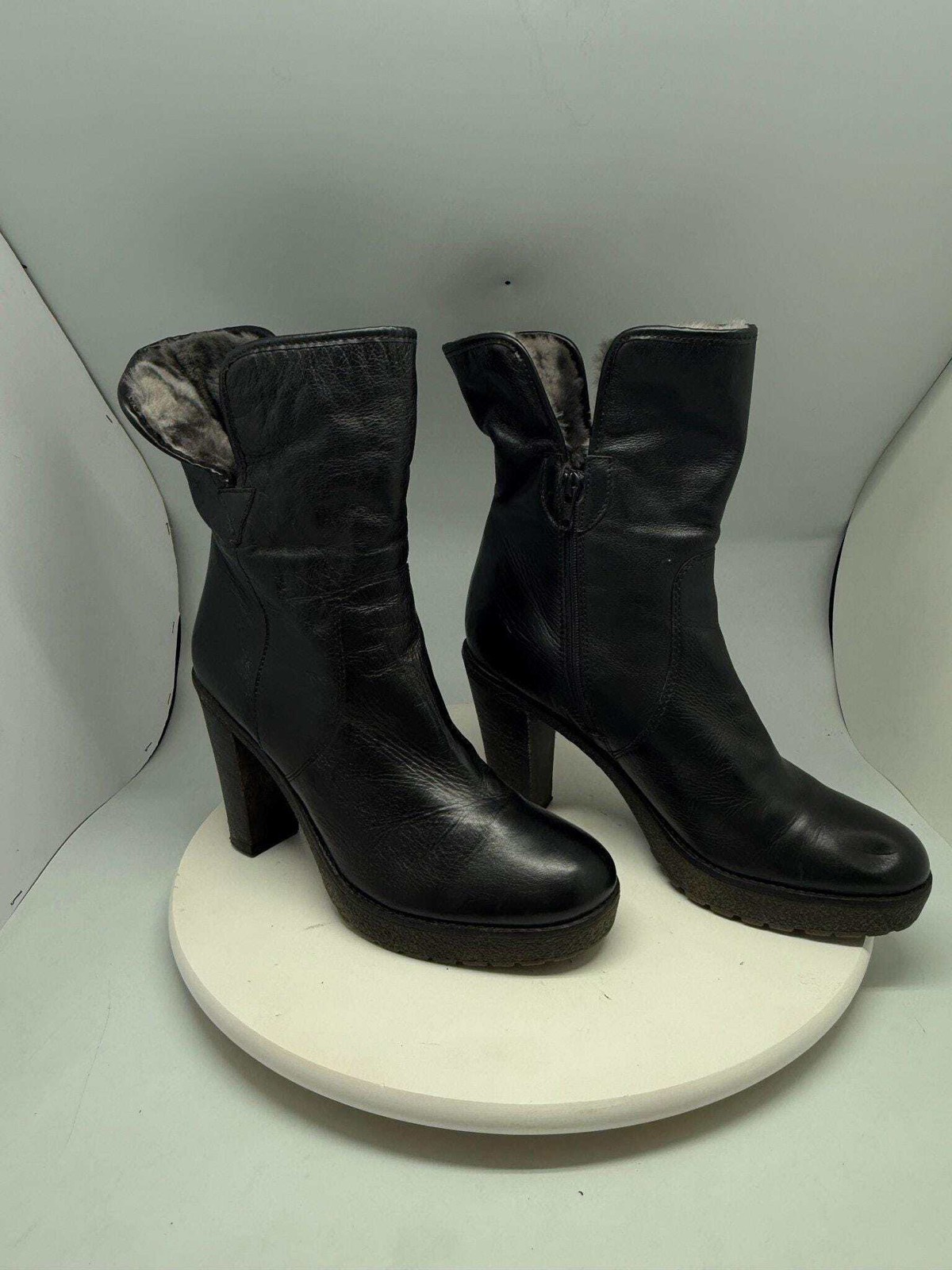 Vintage black leather boots, real high heel, lined, retro 90s, size 41 EU