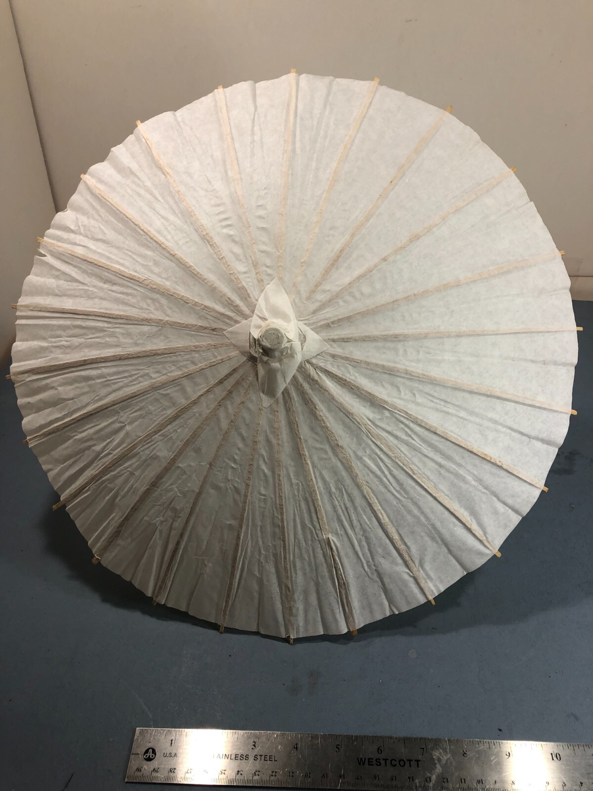 Vintage Chinese 22 Inches Paper / silk Bamboo Umbrella 4 to choose from