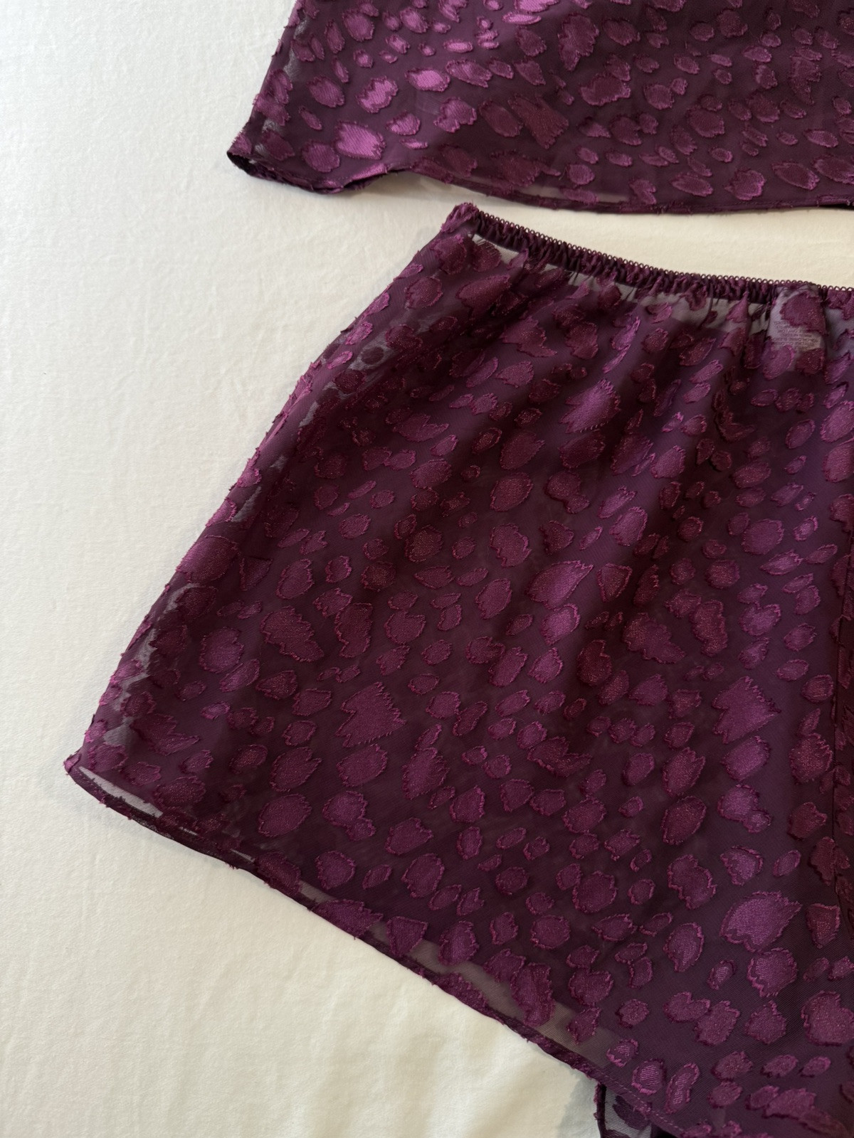 Vtg Gilligan & O’Malley 2 pc SHEER Pajama Shorts & Cami Top Set Size Large- Wine
