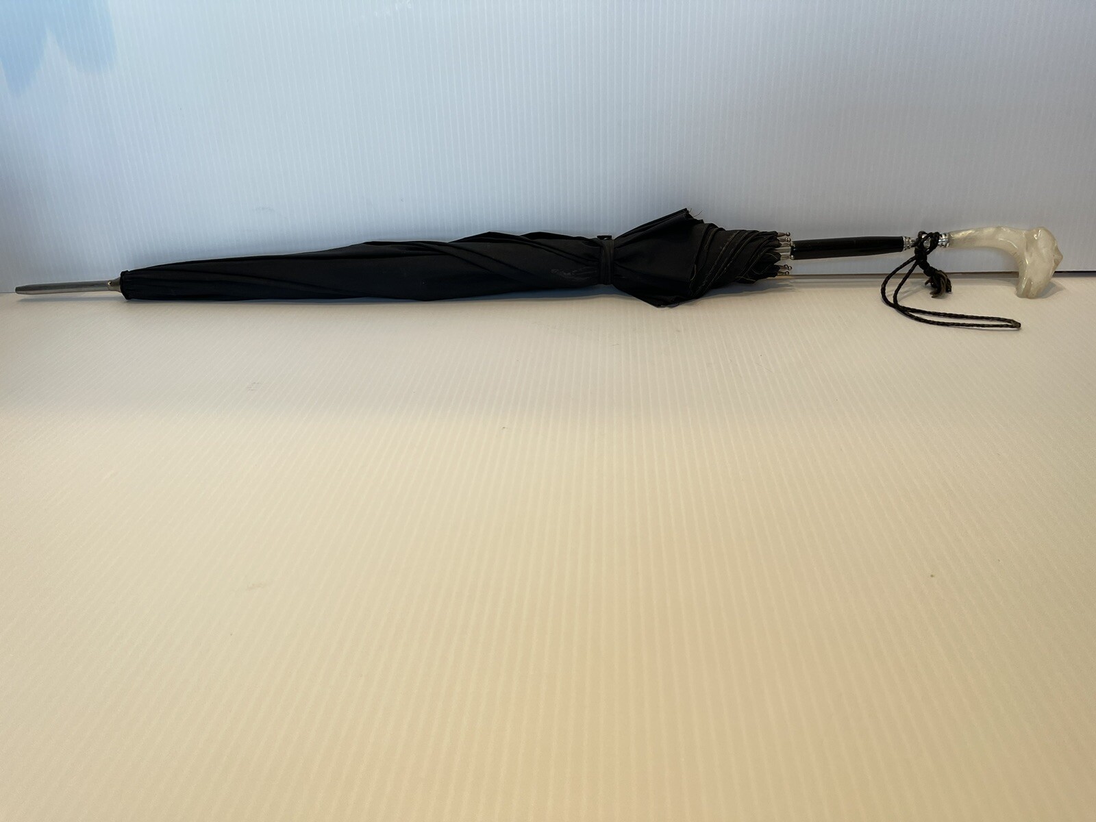 Vintage Antique Metal Black Umbrella Camel Handle “Rare” 30 1/2” Long