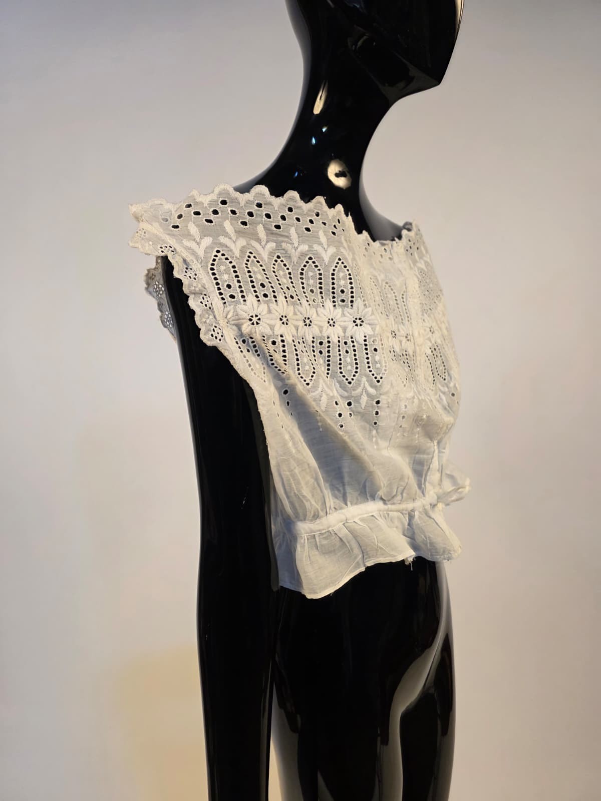 VICTORIAN 19TH C WHITE EYELET CAMISOLE TOP W BUTTON FRONT – OLD STOCK