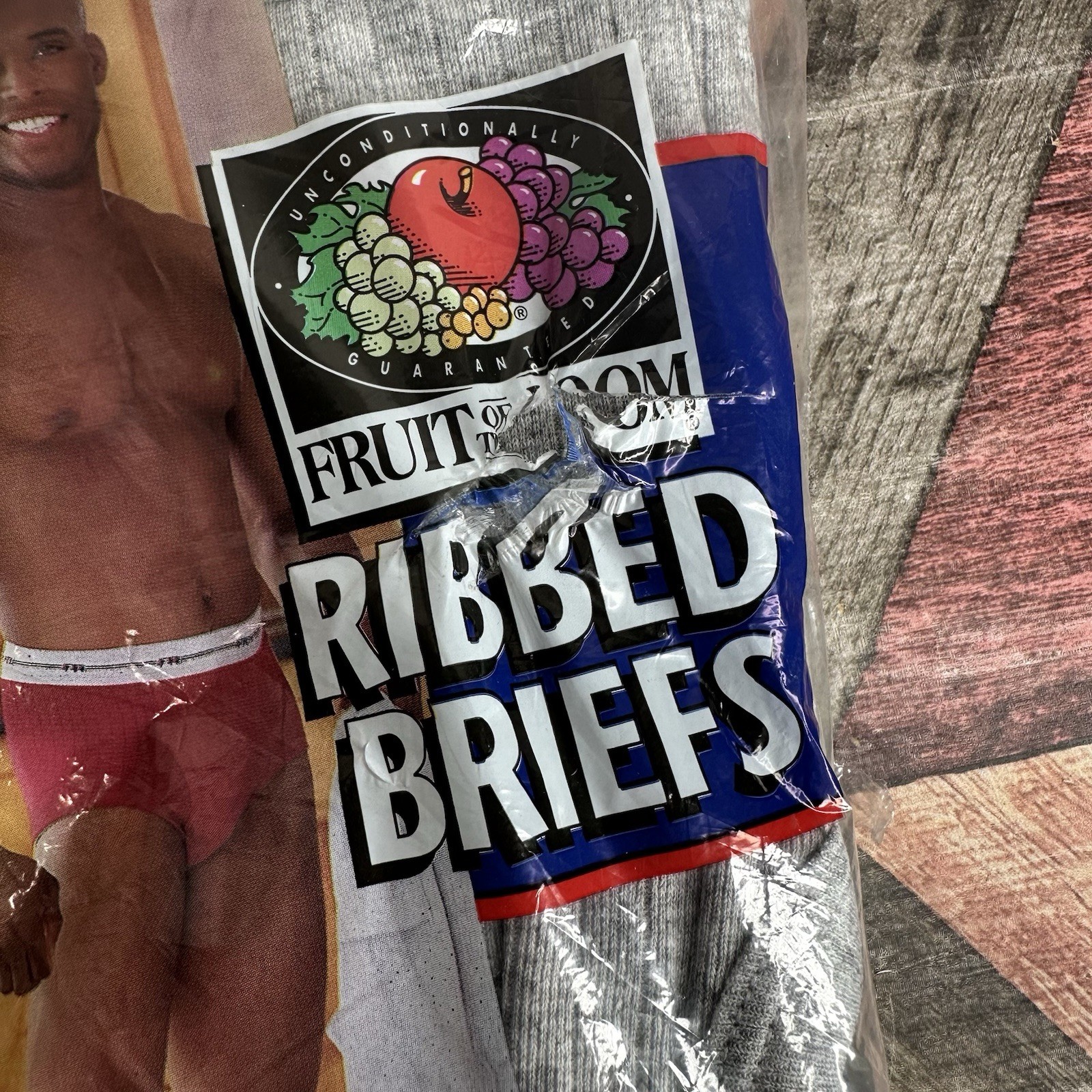 VTG 1999 Fruit of the Loom Ribbed Briefs 34-36 Medium 5 Pack Small Tear In PKG