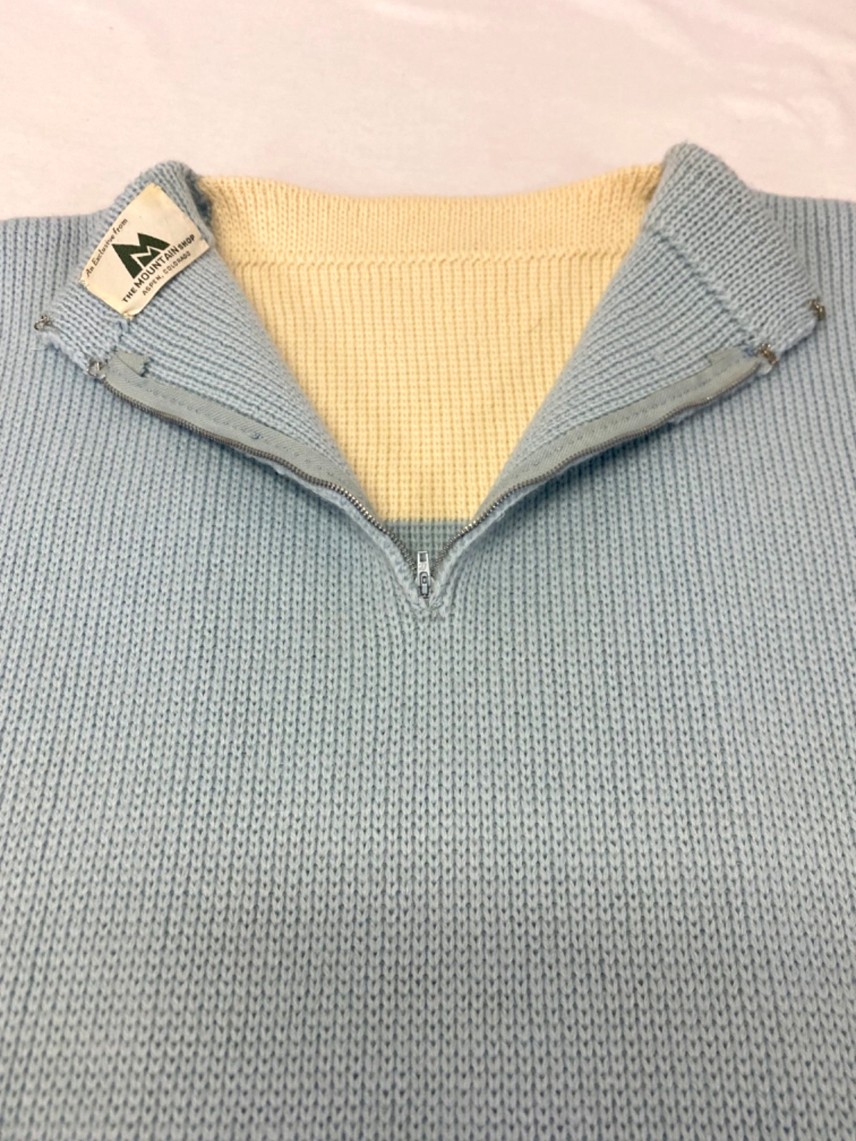 Vintage Sweater Snowflake Knit Blue & White Winter Pullover Aspen Mountain CO