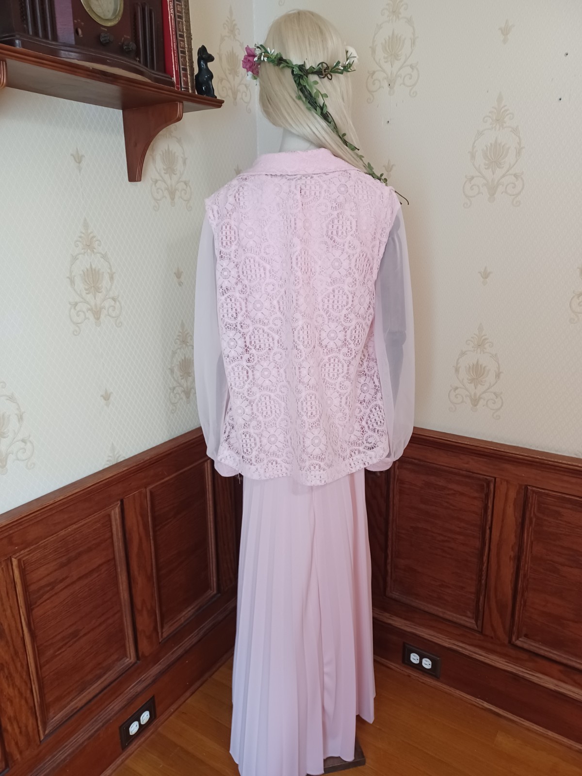 Vintage 1970s 3 Piece Pink Romantic Prairie Accordion Pleat Maxi-Dress, Sz 22.5