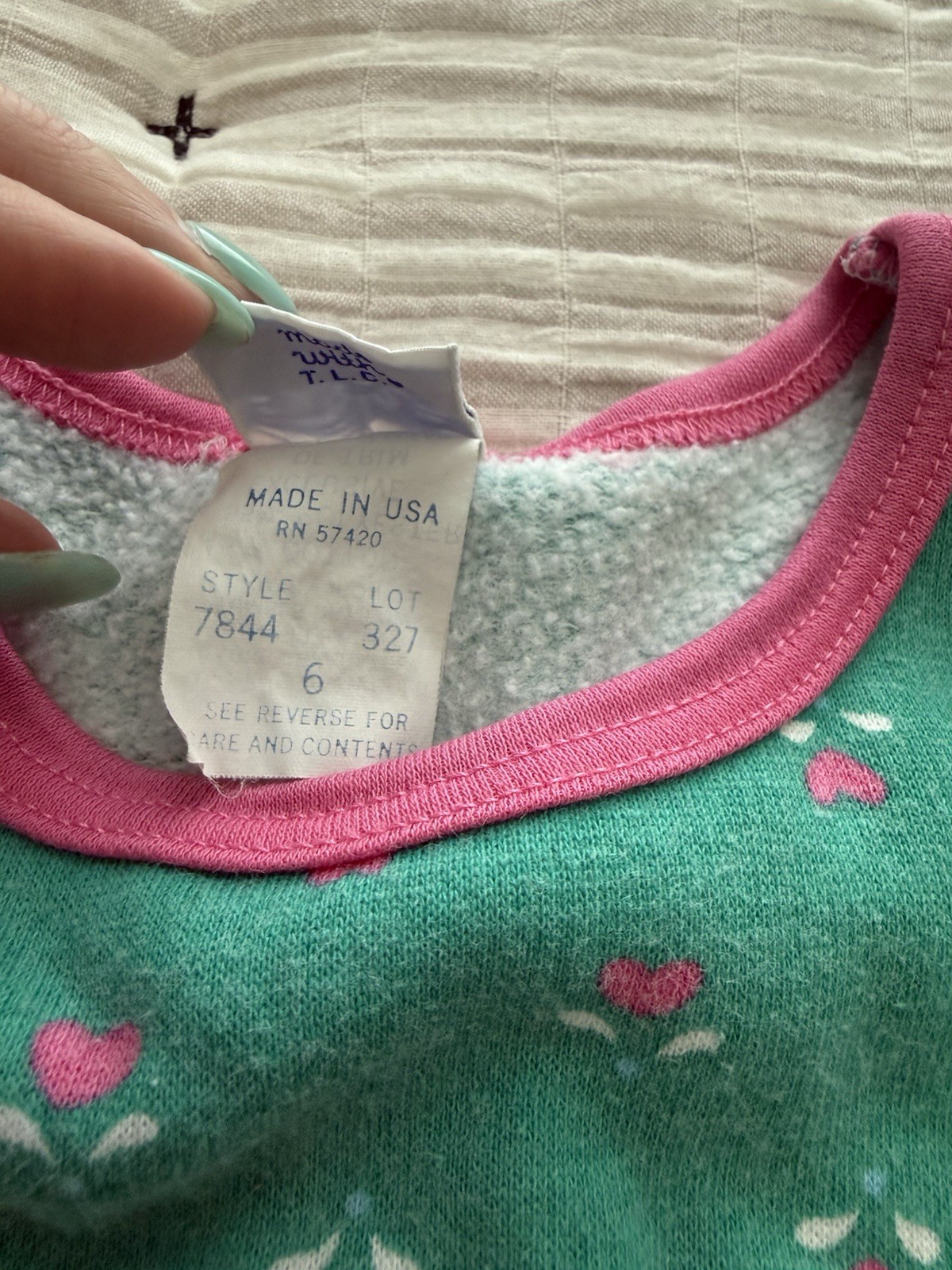 Vintage Hartstrings Girls Green/Pink Sweatshirt & Pants Set Size 5/6 USA