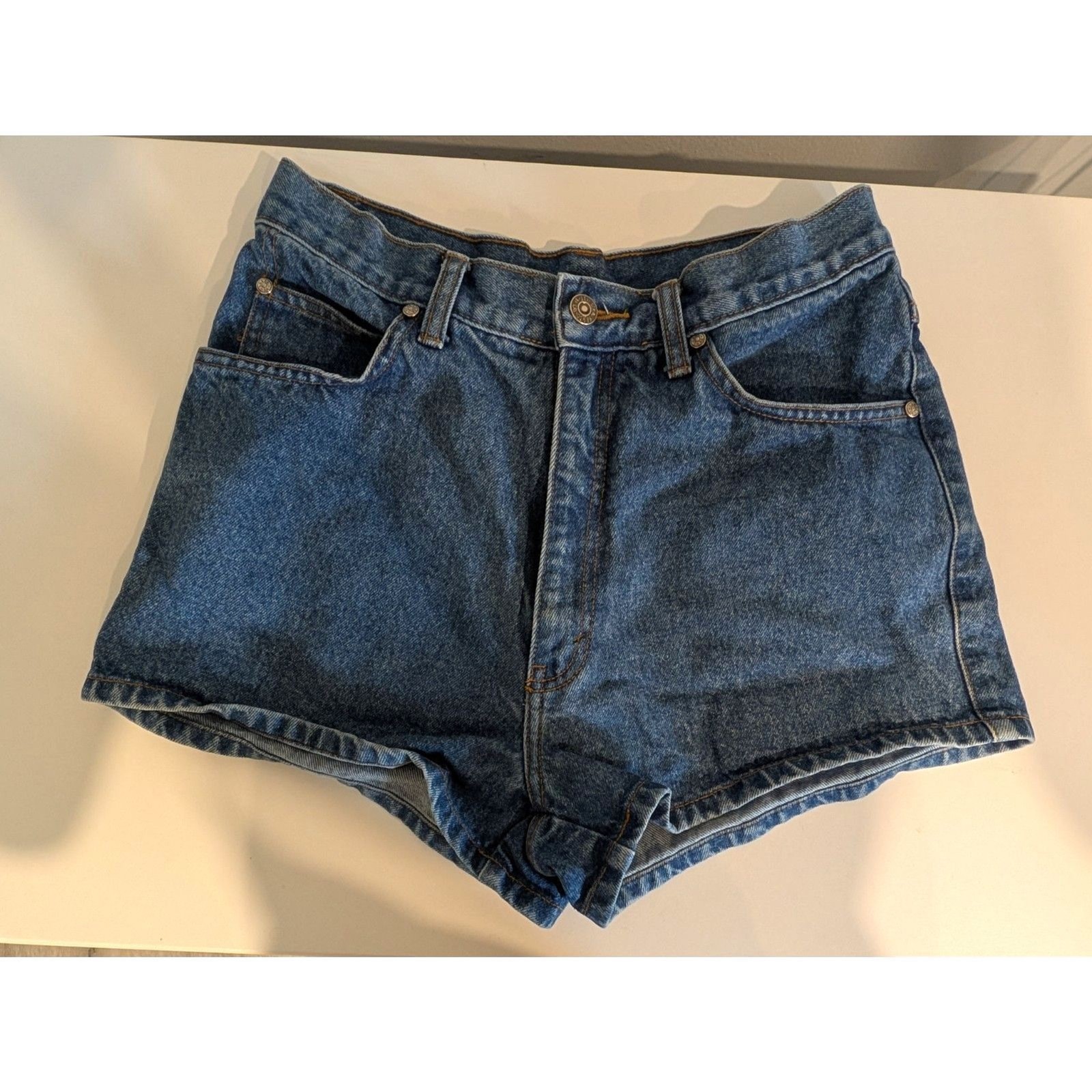 Vintage Levi’s High-Waisted Denim Mom Cutoff Shorts Size 11