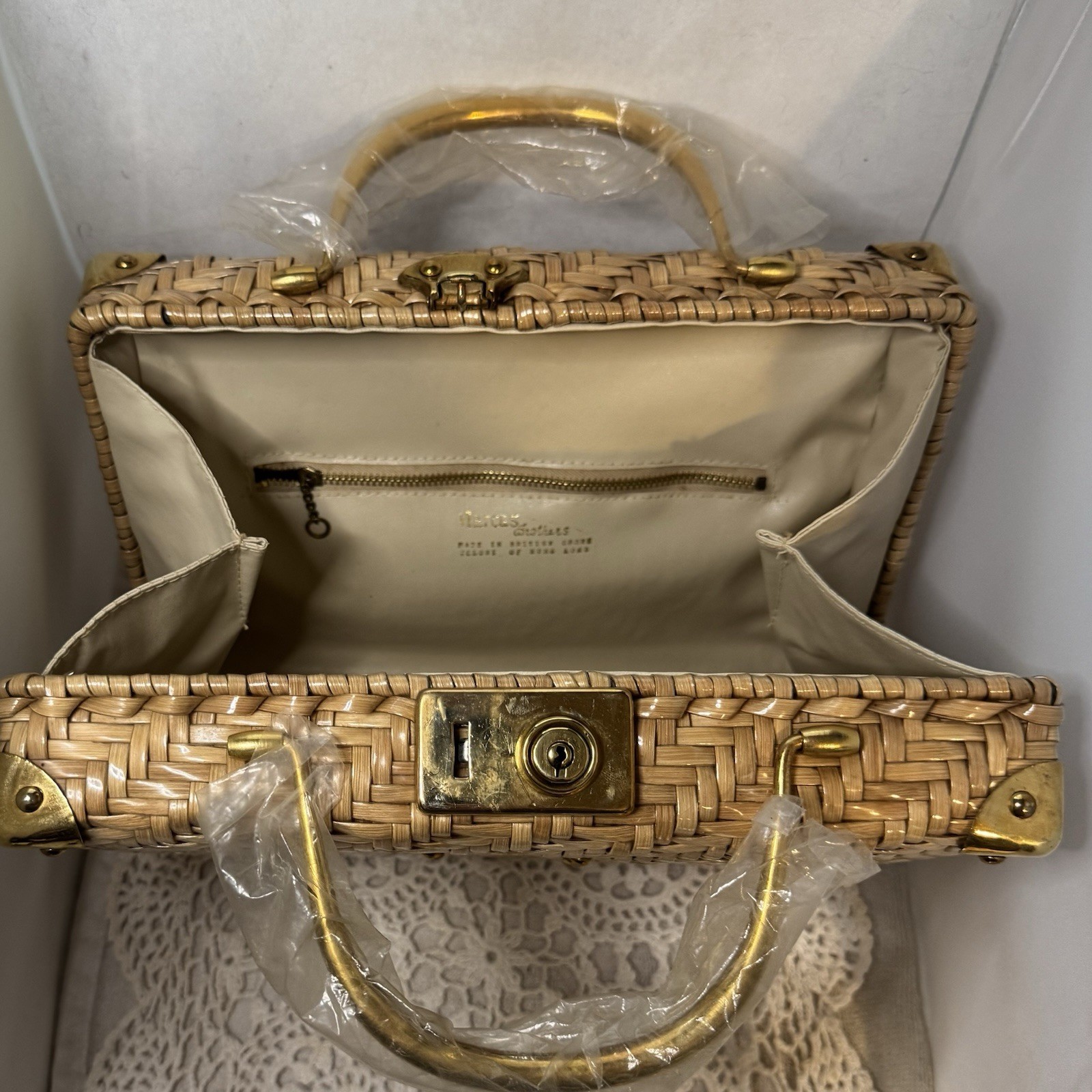 Vintage Marcus Brothers Wicker Box Purse Tan With Gold Tone Handles & Trim New