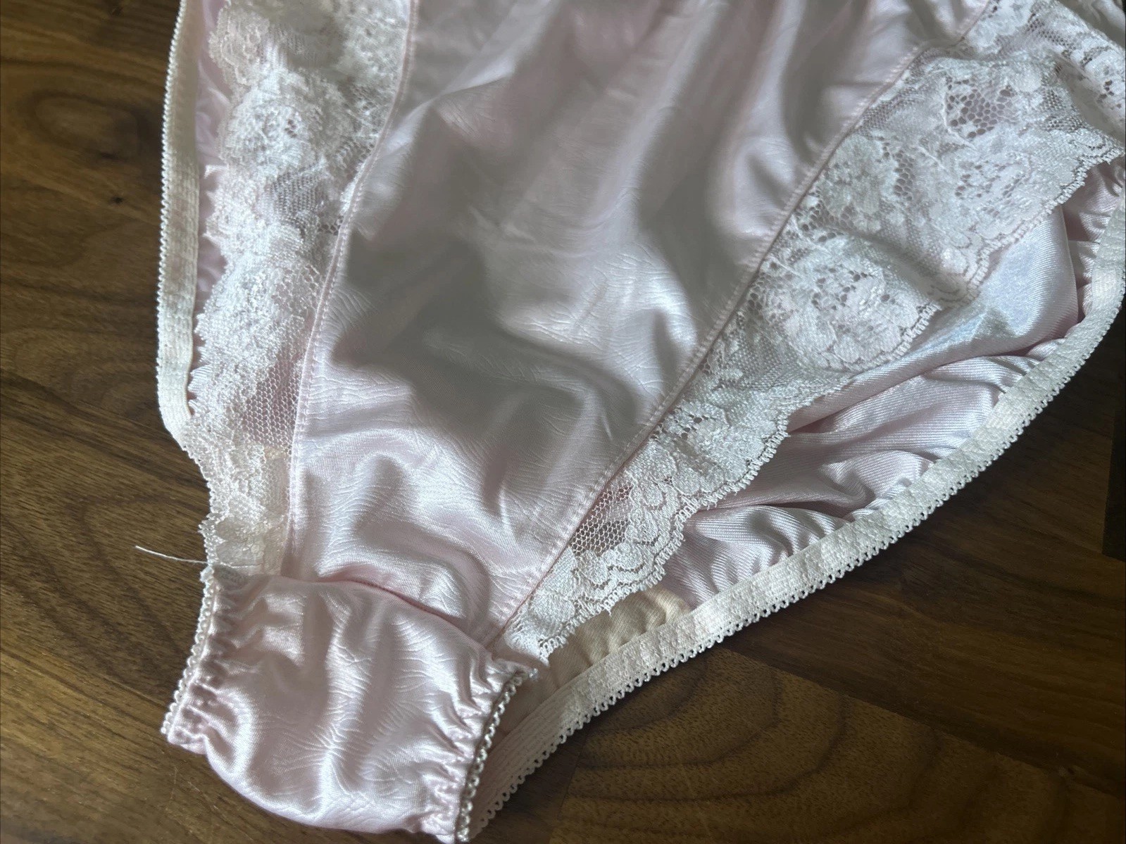 Vtg Pink Second Skin Satin Glossy Mega Hi-Cut Panties Sz 7 Lace Side Bow PINK