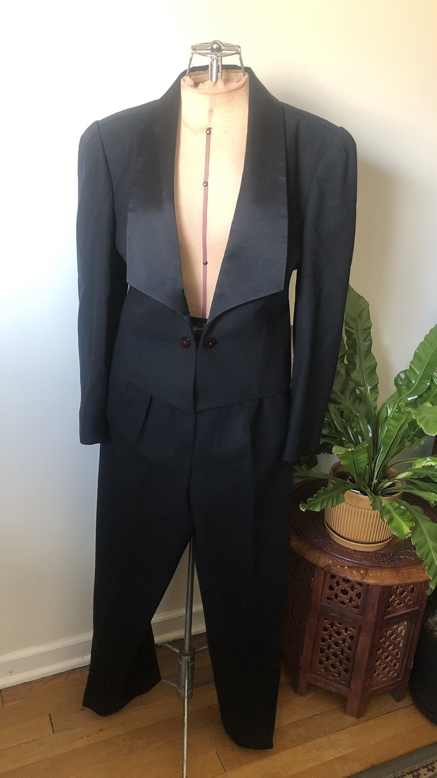 Vintage Guy Laroche Black Wool Tuxedo Suit