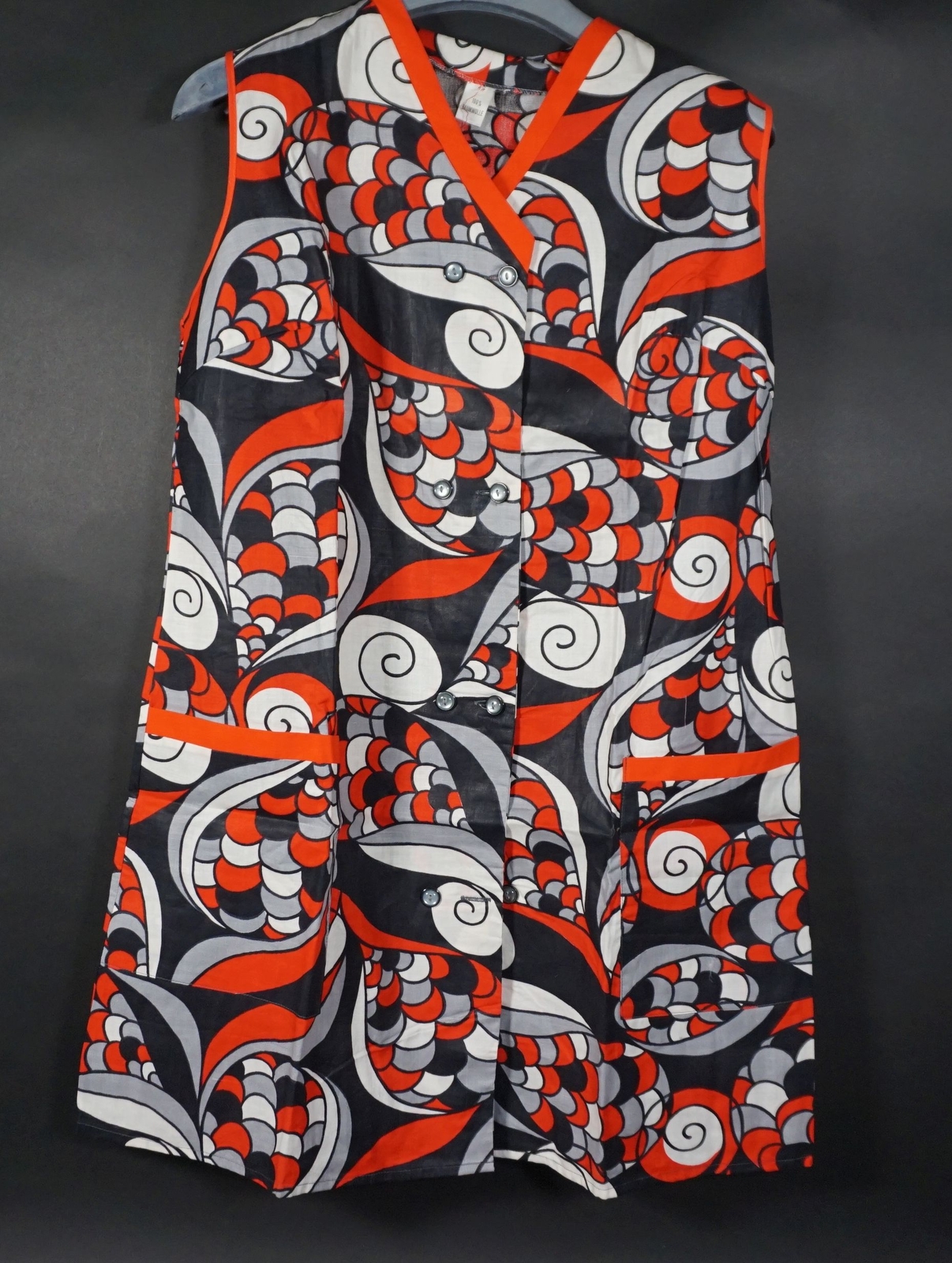Vintage Womens House Dress House Smock Space Age Black Red Size 44 100% Cotton