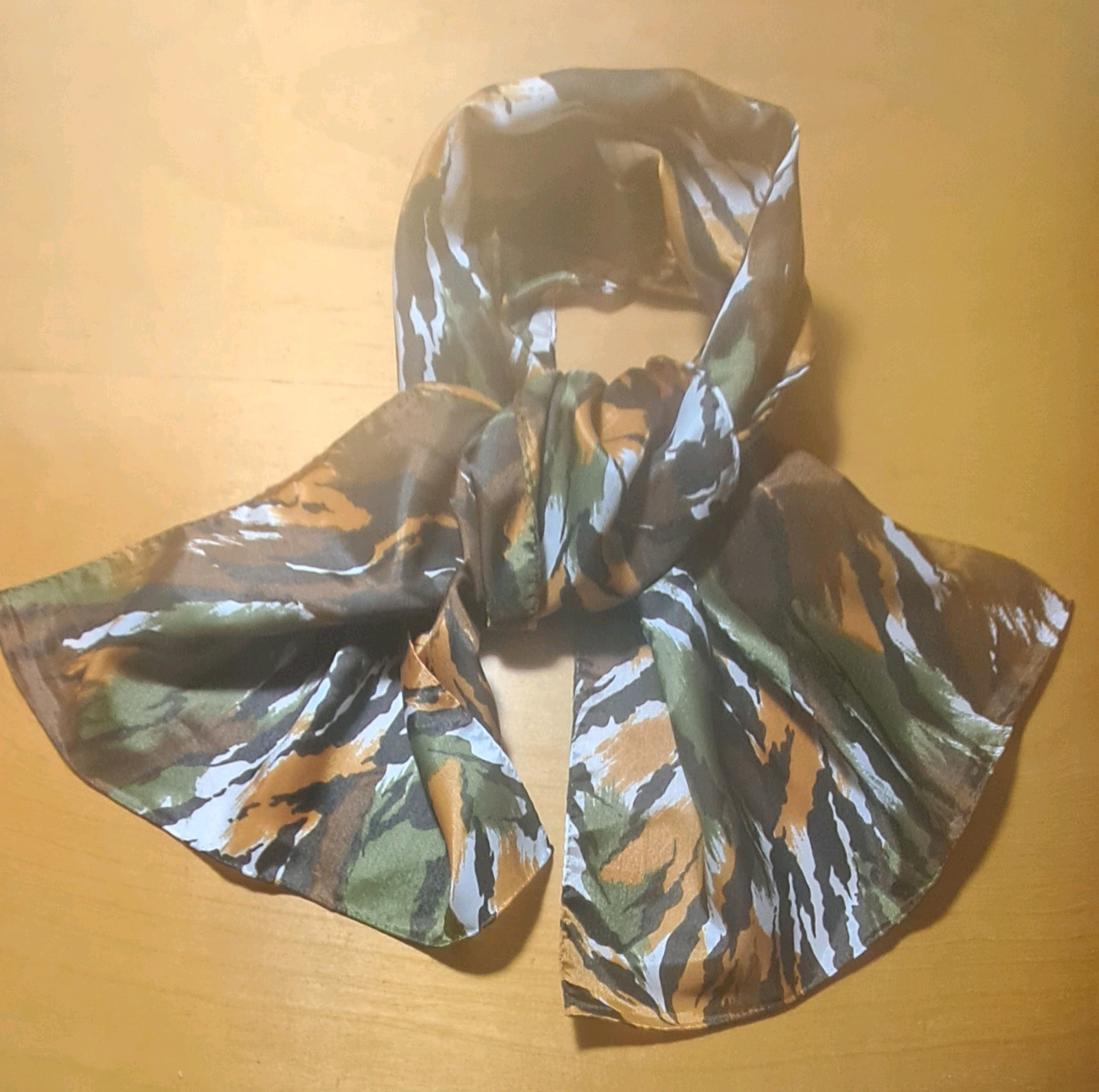 Vtg Tiger Print Scarf Made in Japan 13.5″ x 44″ NWOT