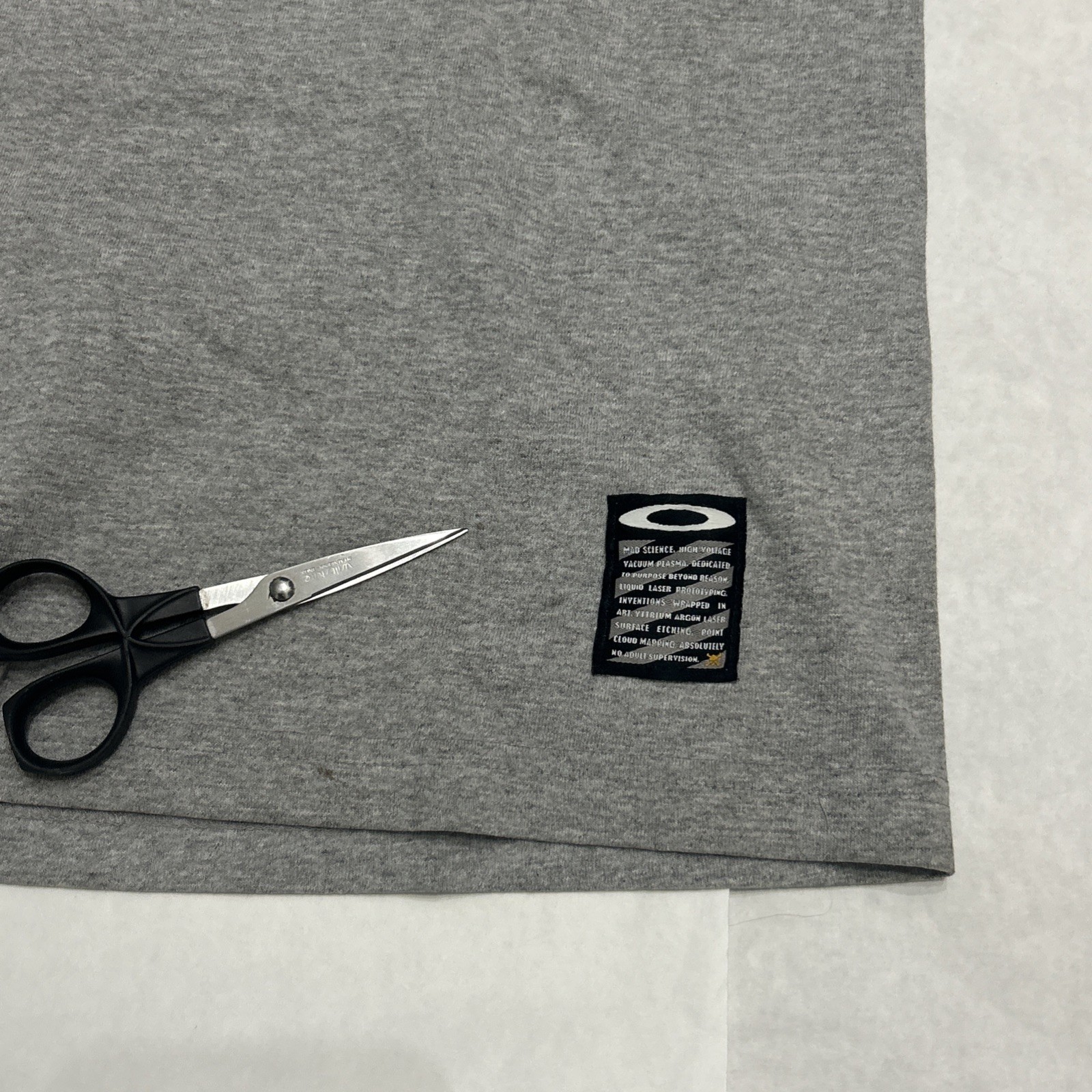 Vtg 90s Oakley Software Flame Center Logo Ellipse T-shirt Men’s M Back Hit USA