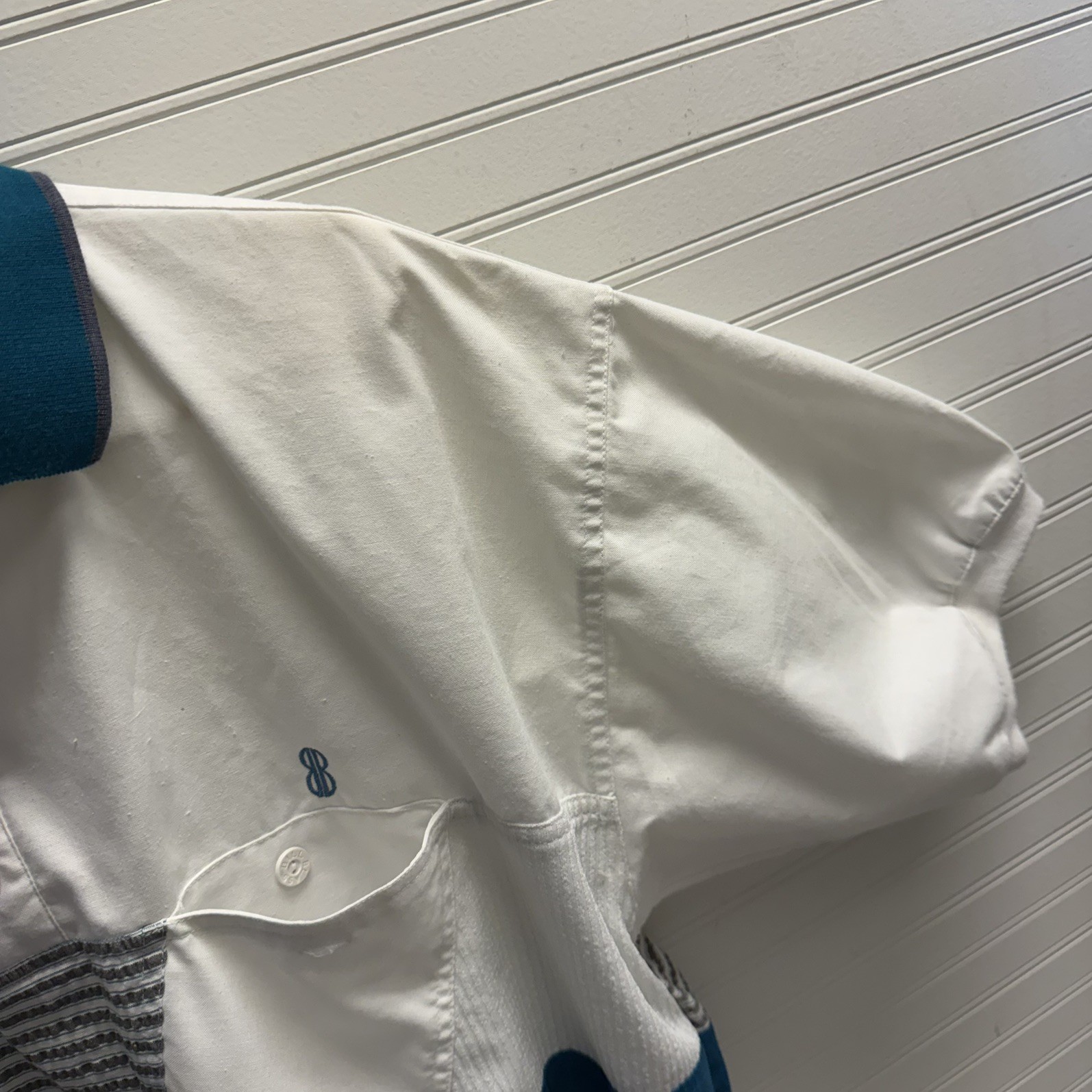 Bill Blass Men Vintage Top Teal Blue Polo Shirt White Upper chest relaxed sleeve