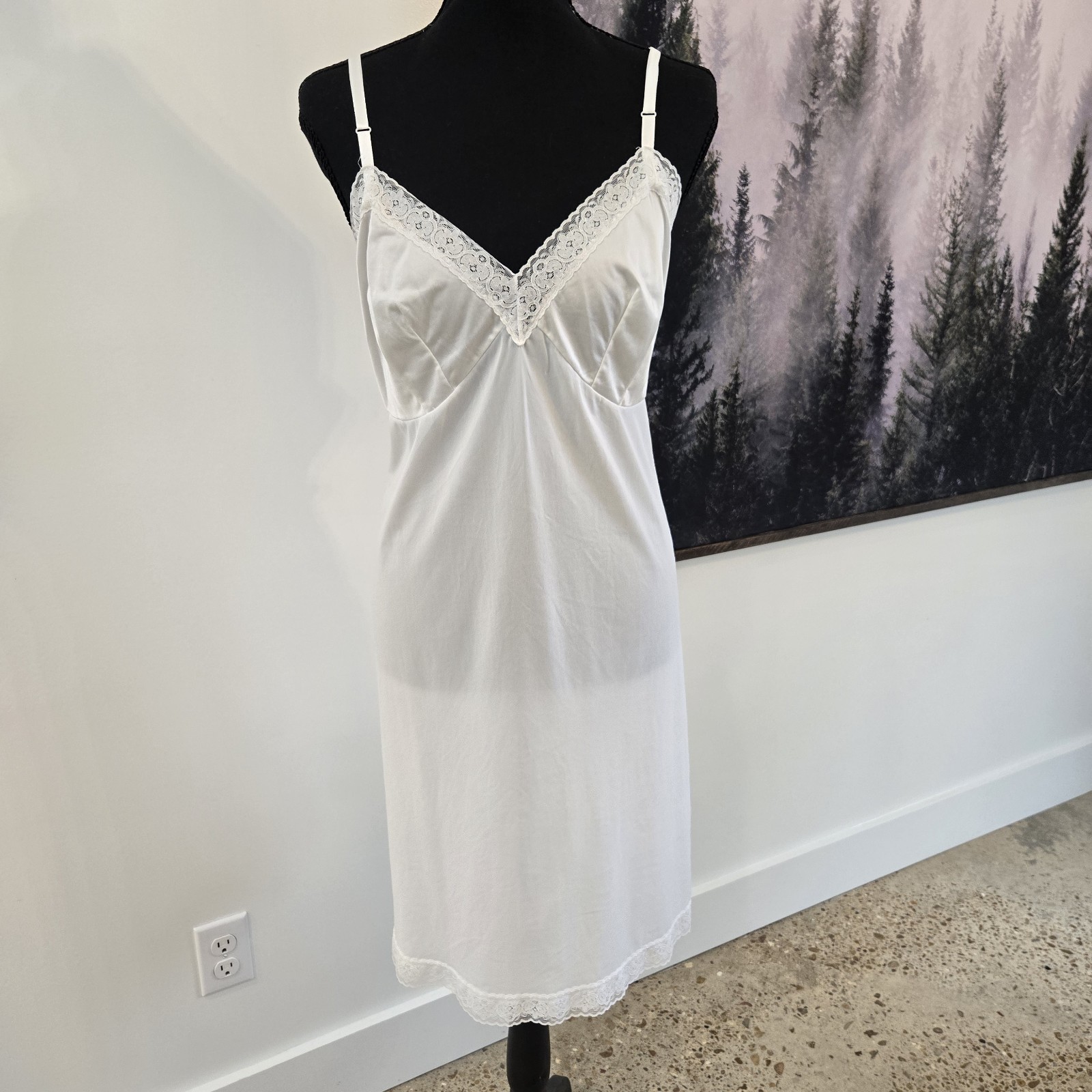 VINTAGE Vanity Fair Midi Slip Dress Woman Sz 22 Sheer Lace White USA