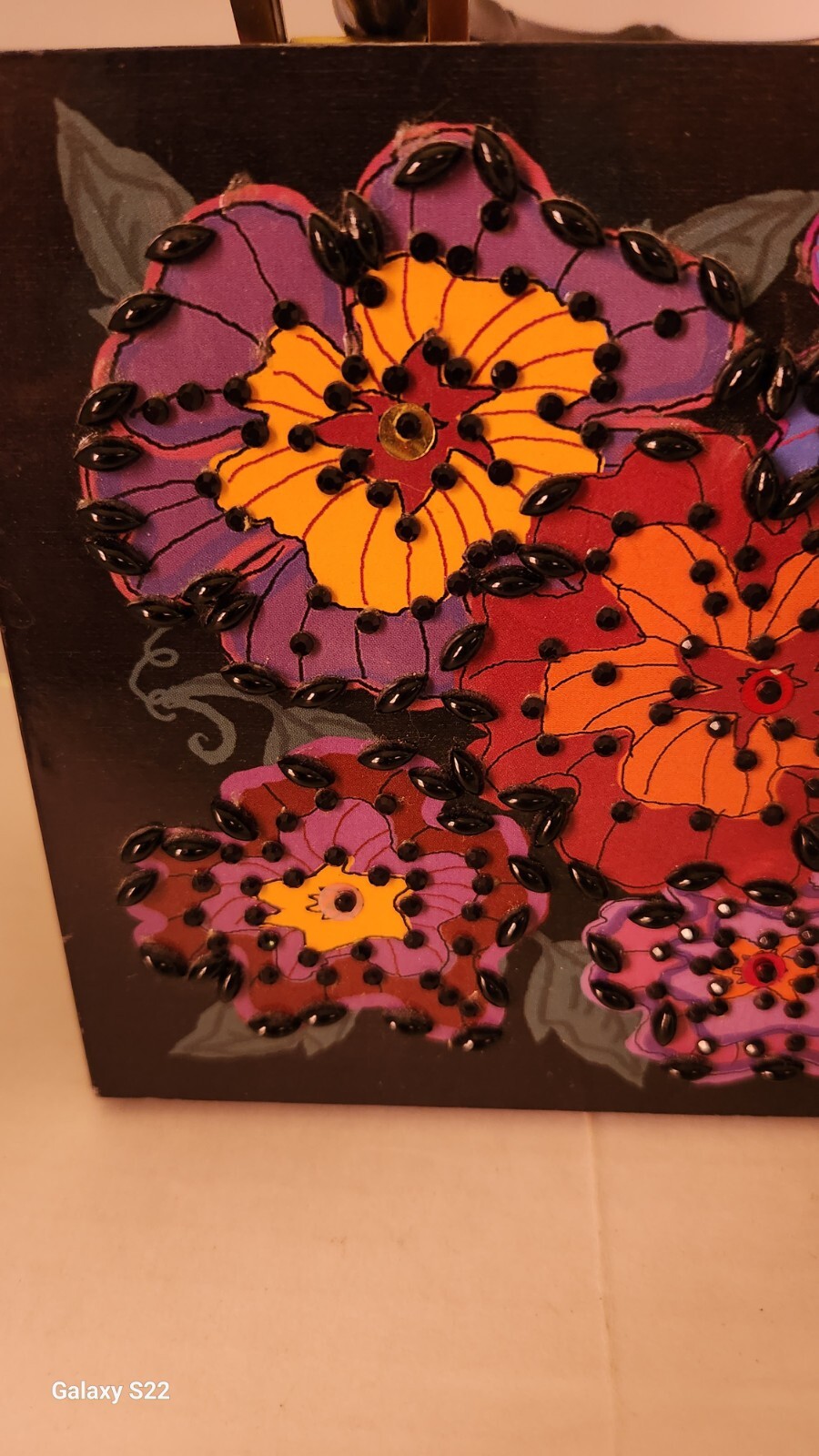 Very Nice Wooden Beaded Purse Flower Design Made In China!