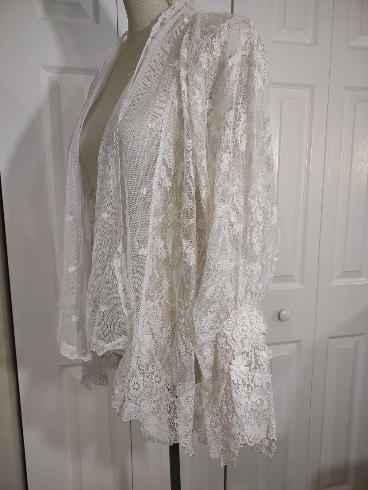 White Edwardian Tambour Needlerun Embroidery Lace Net Wedding Jacket Shawl M/L