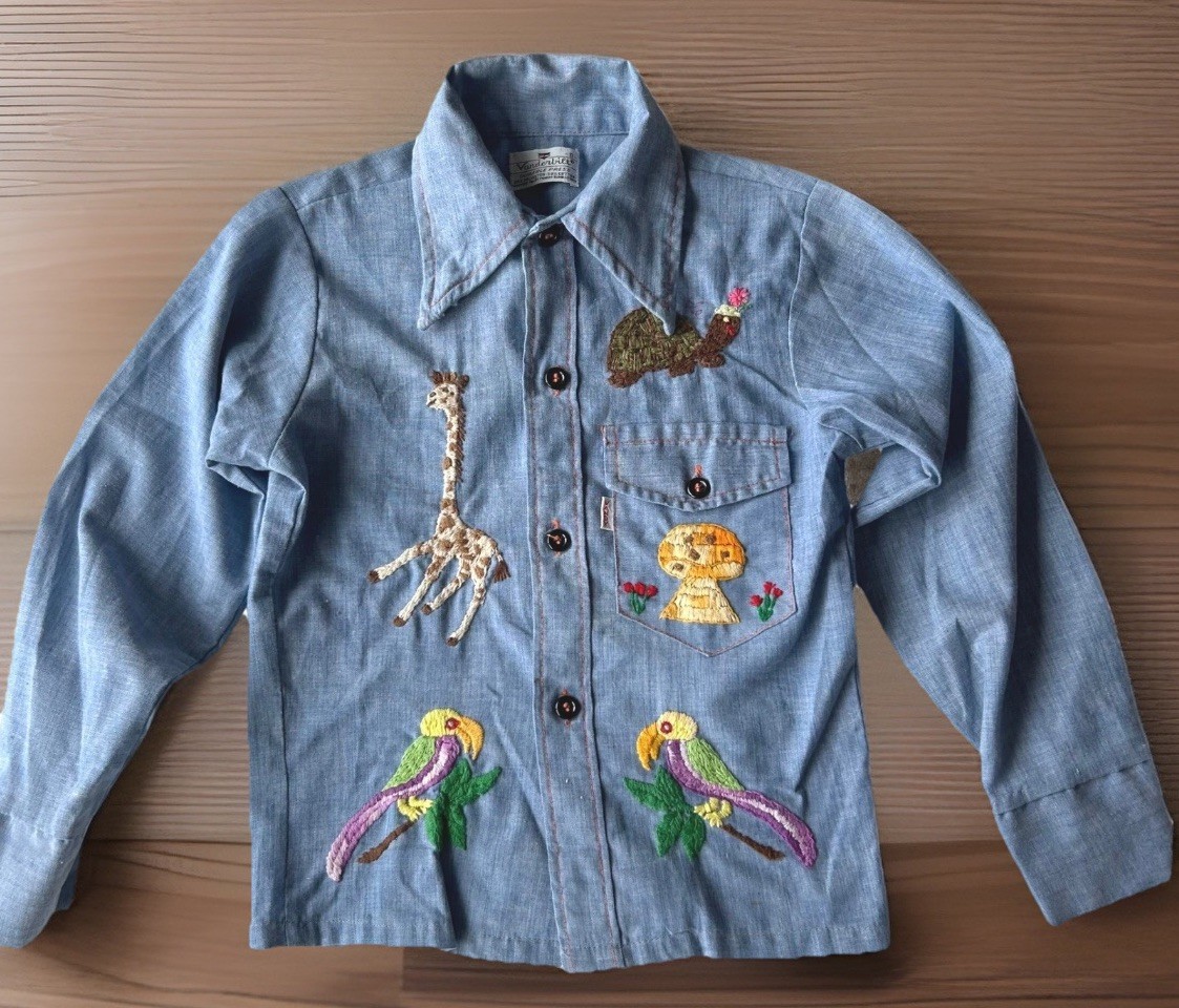 Kids Vintage 70s Button Up Shirt Blue Embroidered Animals Novelty Vanderbilt 8