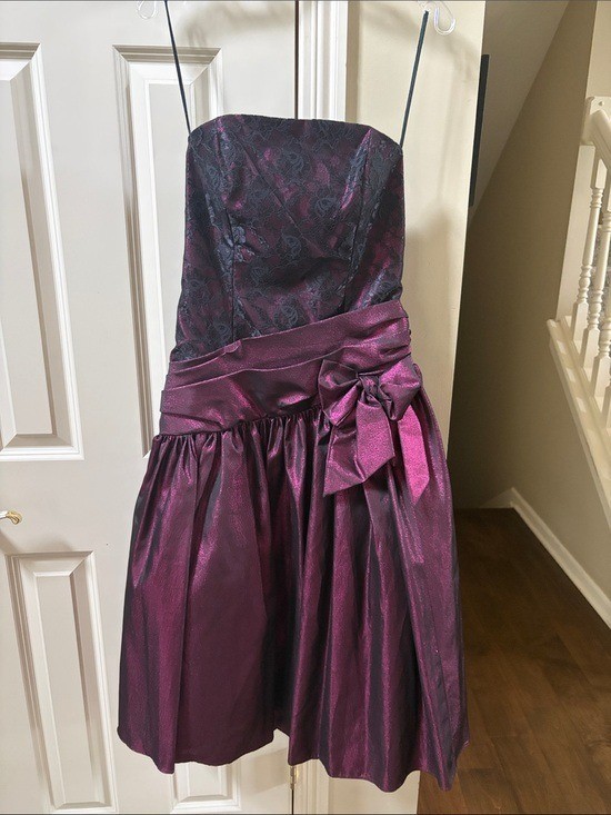 Loralie Original VTG Strapless Evening Dress in Deep Plum with Side Bow, 8