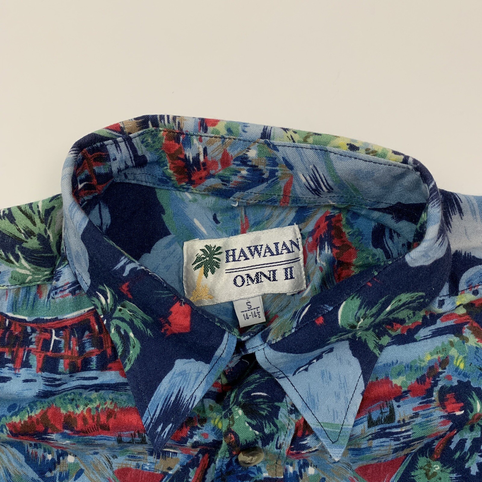 Vintage Hawaiian Shirt Omni II Mens Size Small Made in Korea
