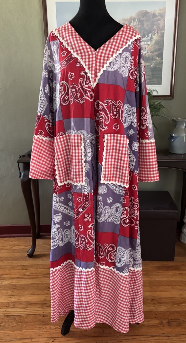 VTG 60s Bonwit Teller HIPPIE Boho Handkerchief Patchwork OVERSIZED Dress.